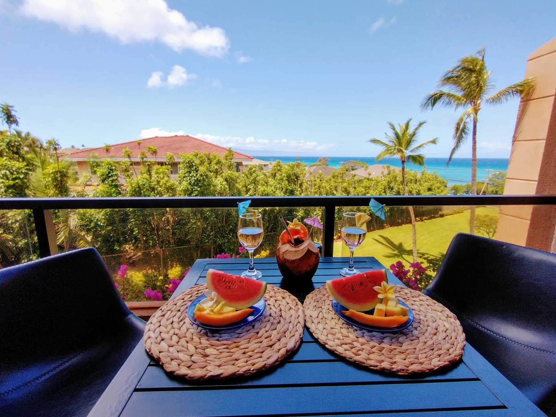Hale Mai Hopohopo interior in Kahana — gallery photo 2