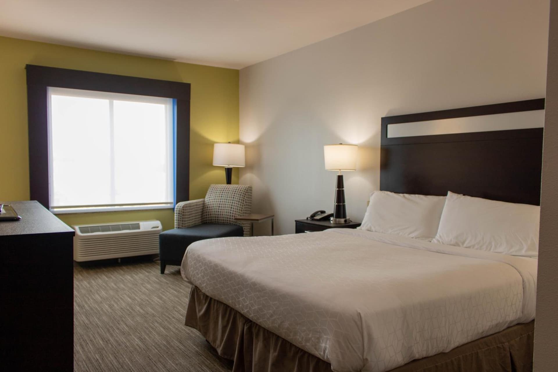 Holiday Inn Express Hotel & Suites Temple-Medical Center Area by IHG gallery photo in Temple, TX — image 23