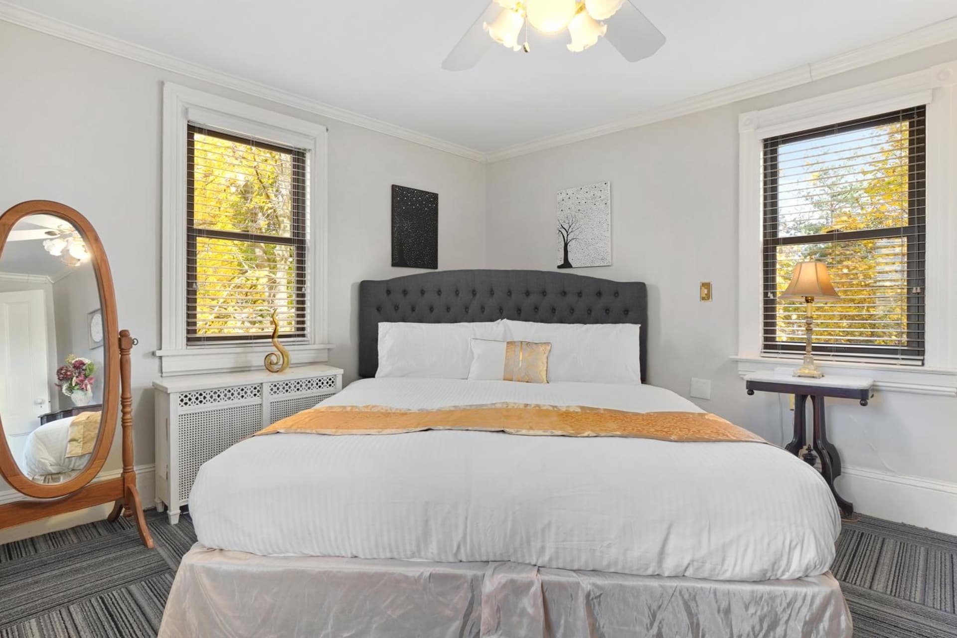 DeBary Inn interior in Summit, NJ — gallery photo 2