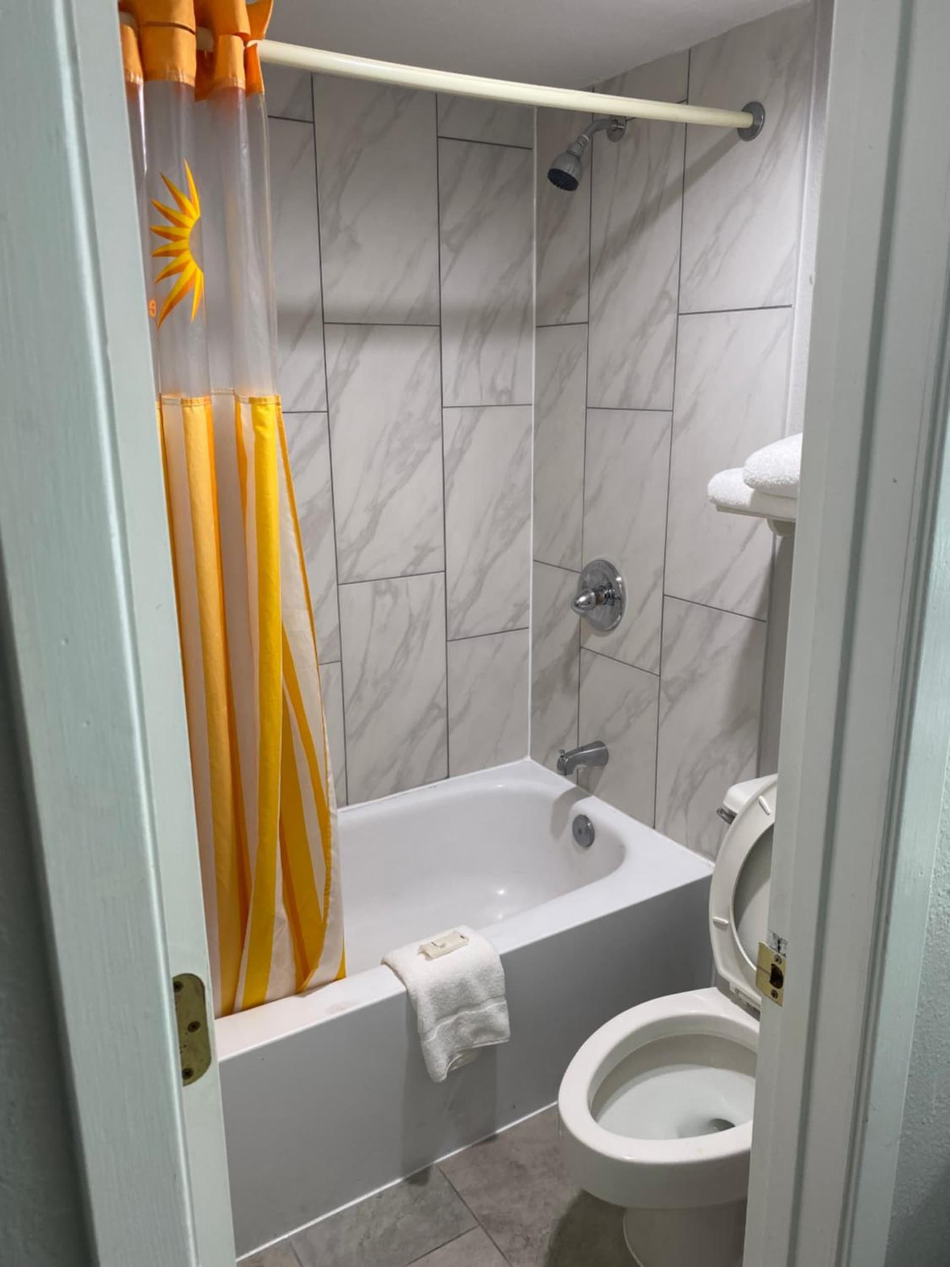 La Quinta Inn by Wyndham Tyler gallery photo in Tyler, TX — image 9