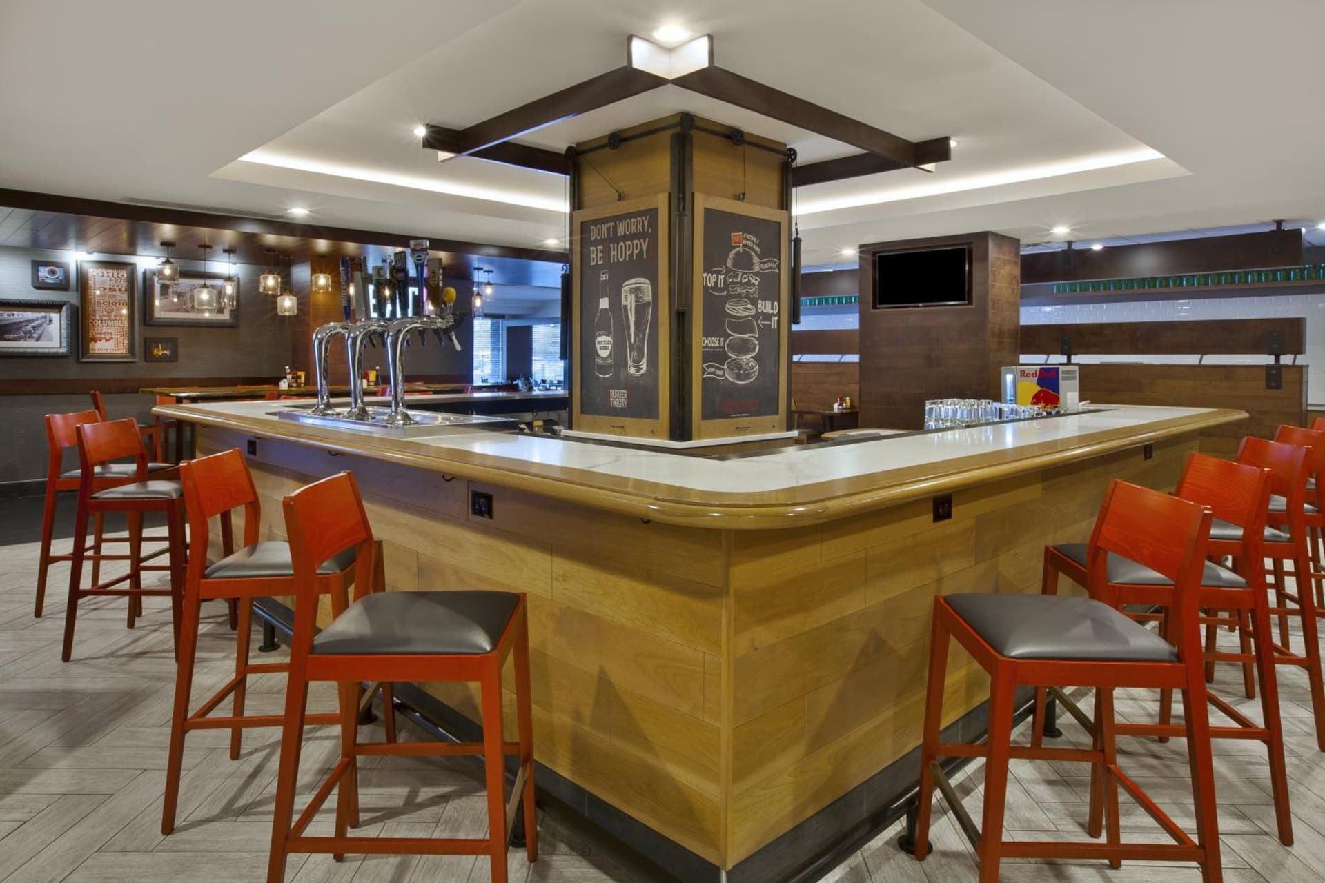 Holiday Inn Columbus Dwtn-Capitol Square by IHG interior in Columbus, OH — gallery photo 2