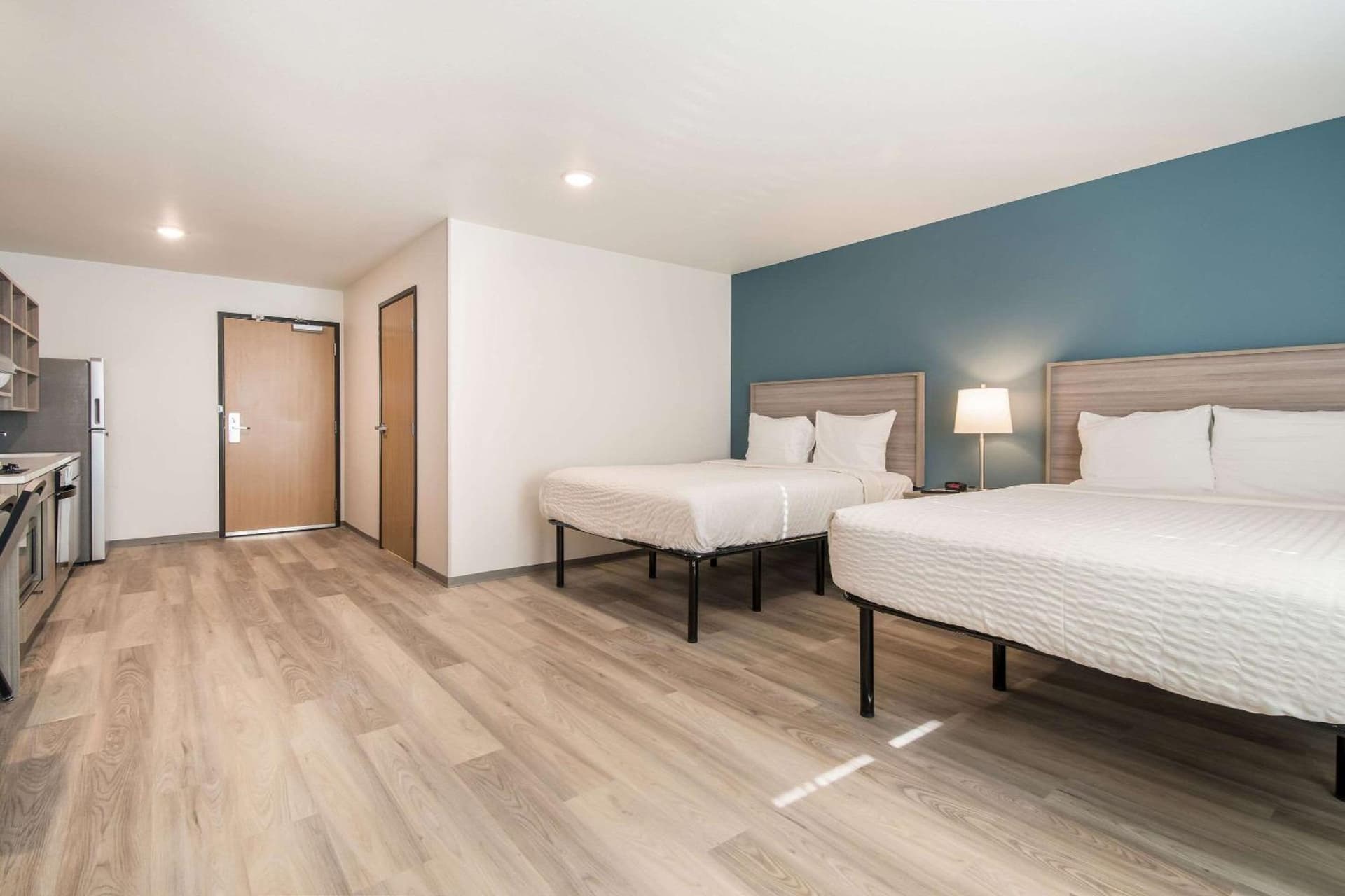WoodSpring Suites Portland Vancouver gallery photo in Vancouver, WA — image 17