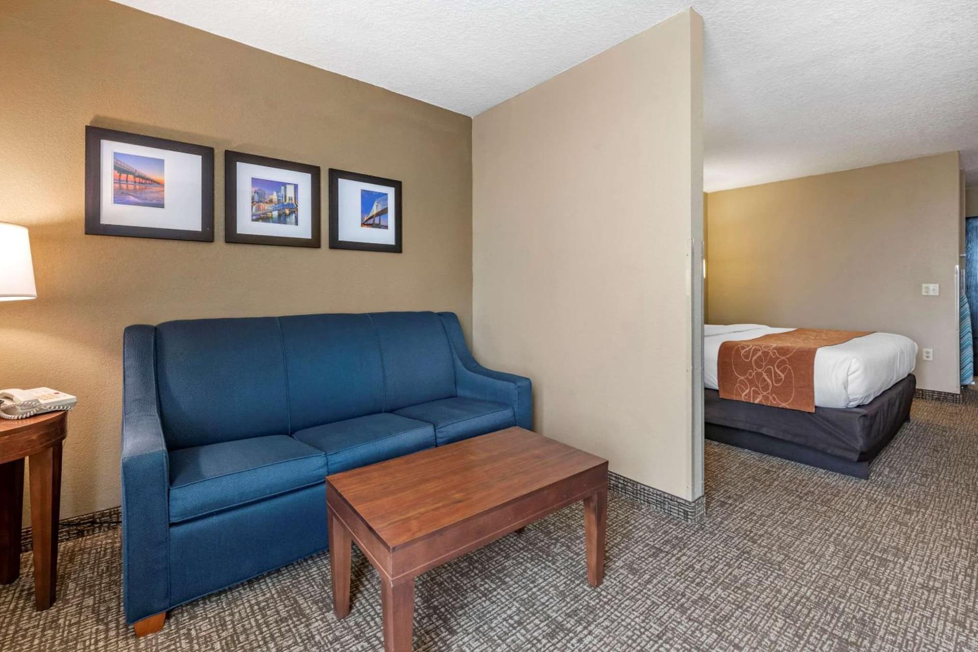 Comfort Suites Baymeadows Near Butler Blvd gallery photo in Jacksonville, FL — image 12