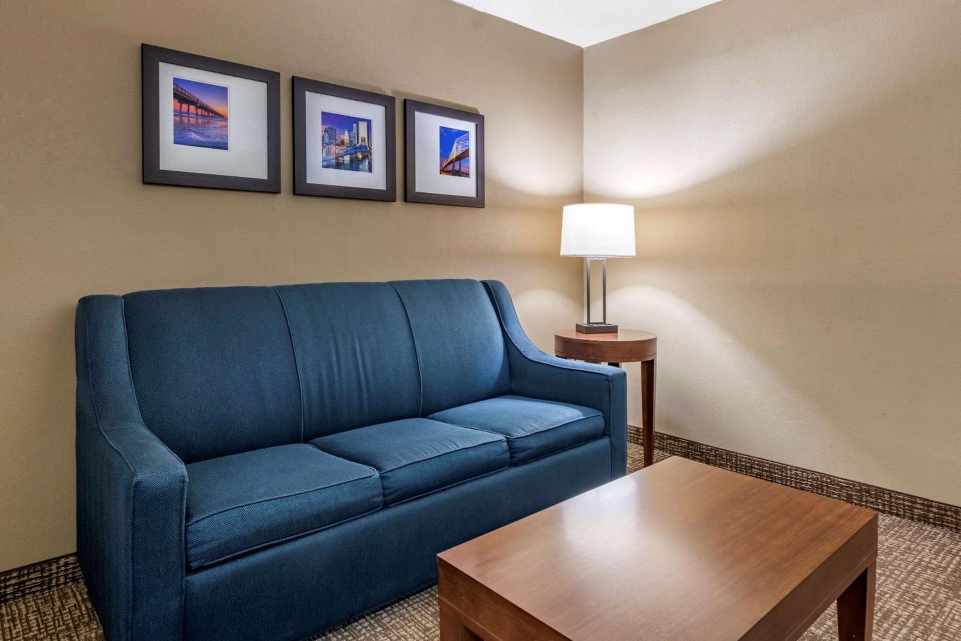 Comfort Suites Baymeadows Near Butler Blvd gallery photo in Jacksonville, FL — image 35