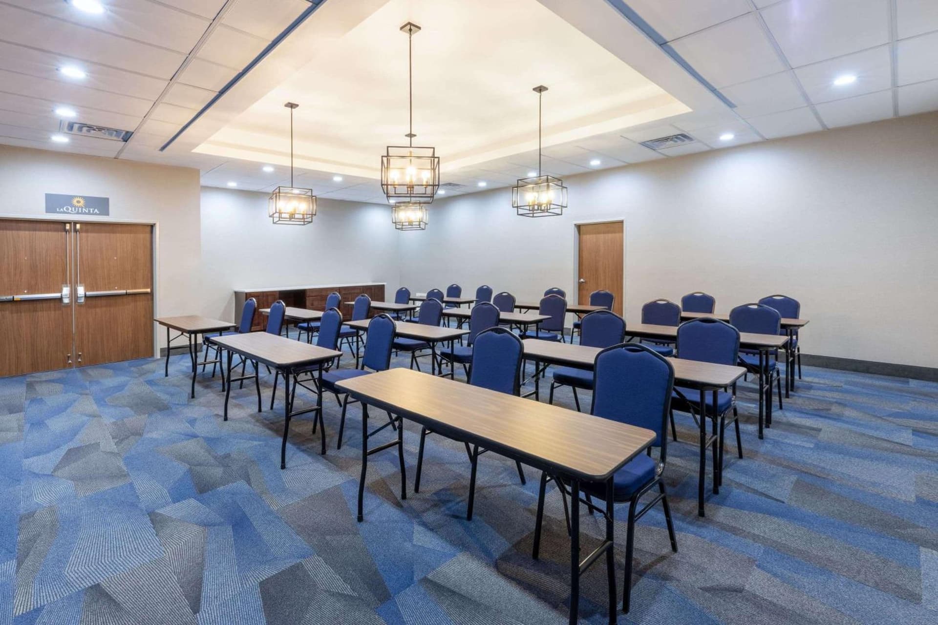 La Quinta Inn & Suites by Wyndham Dallas - Frisco Stadium gallery photo in Frisco, TX — image 14