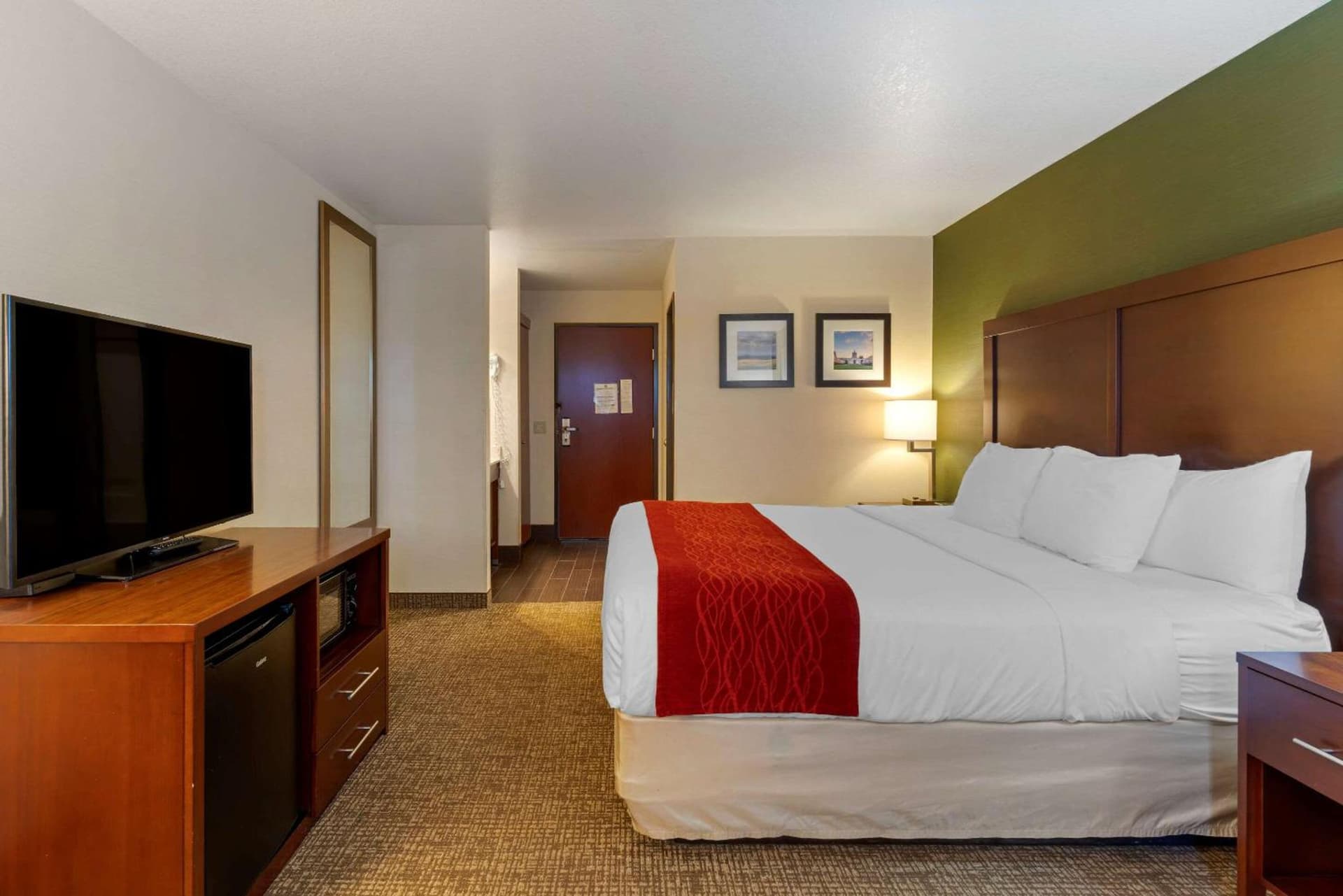Comfort Inn & Suites Salem Northeast gallery photo in Salem, OR — image 44