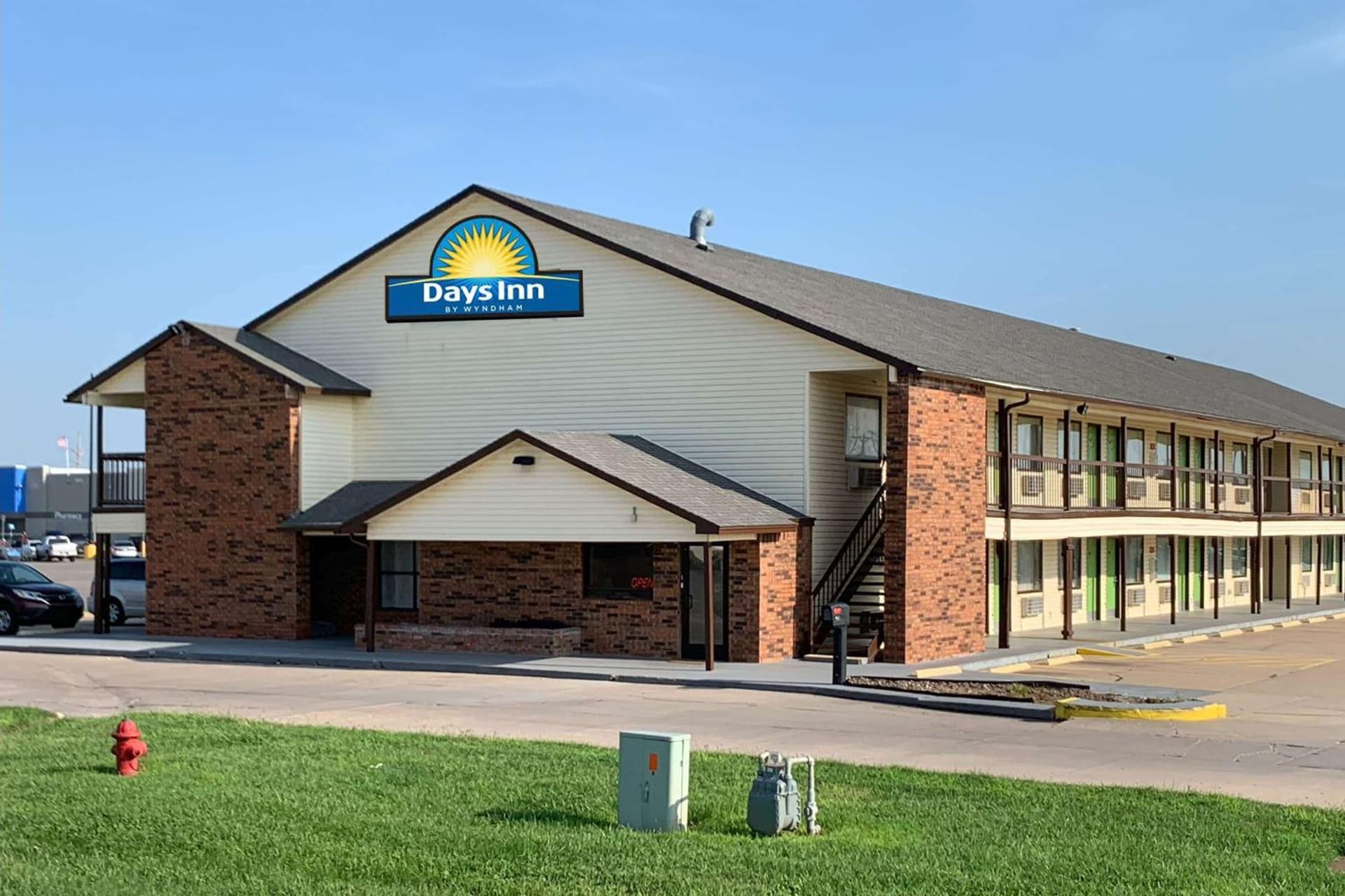 Days Inn by Wyndham Pratt interior in Pratt, KS — gallery photo 2