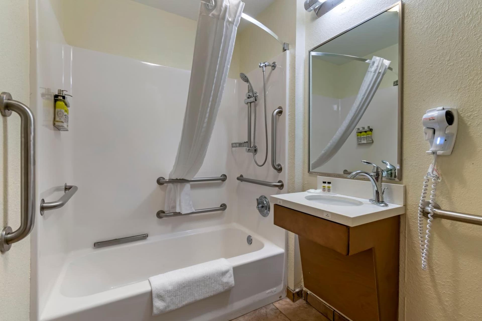 Candlewood Suites Reading by IHG property views in Reading, PA — gallery photo 3
