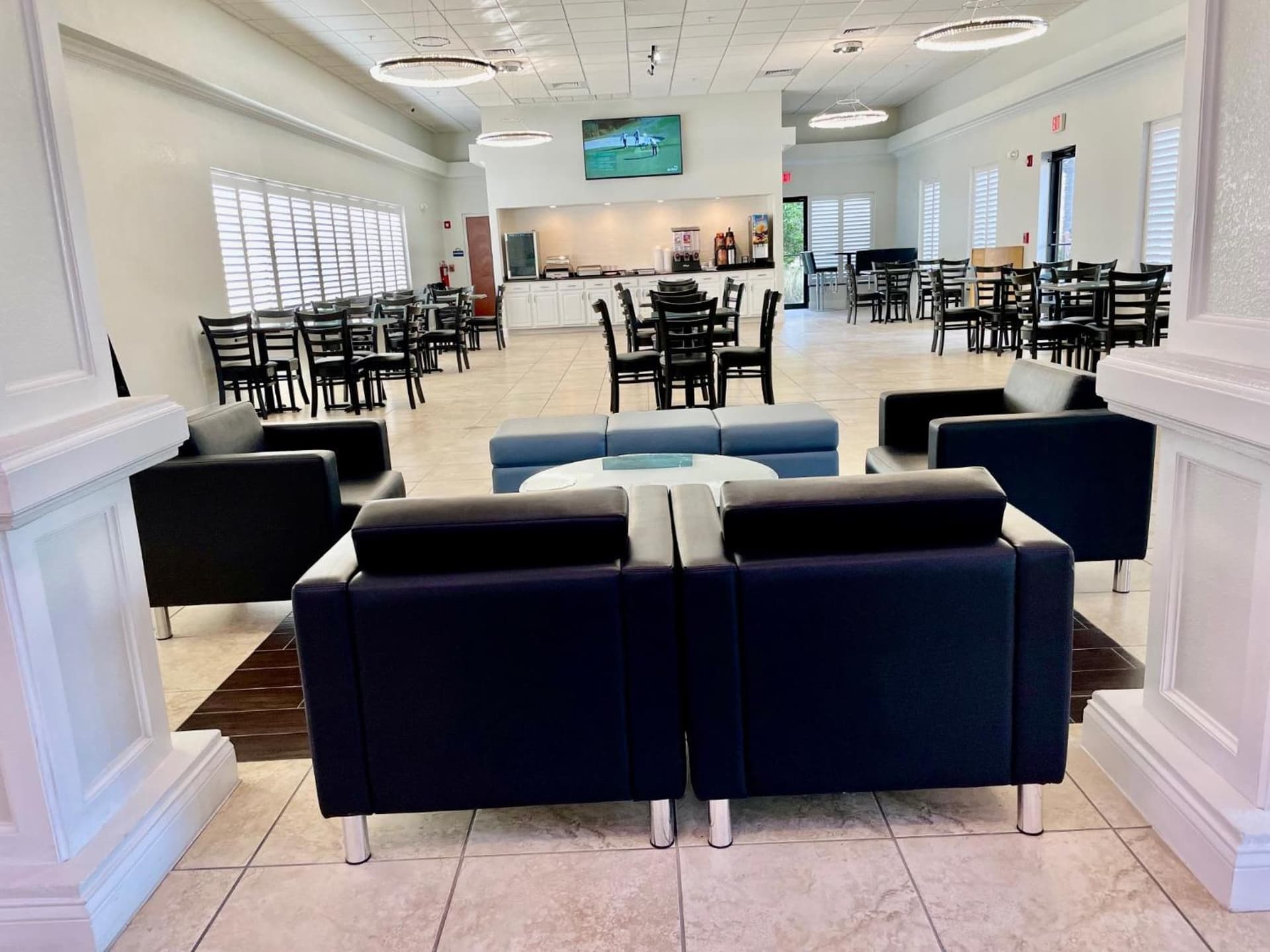 Days Inn & Suites by Wyndham Lakeland gallery photo in Lakeland, FL — image 45
