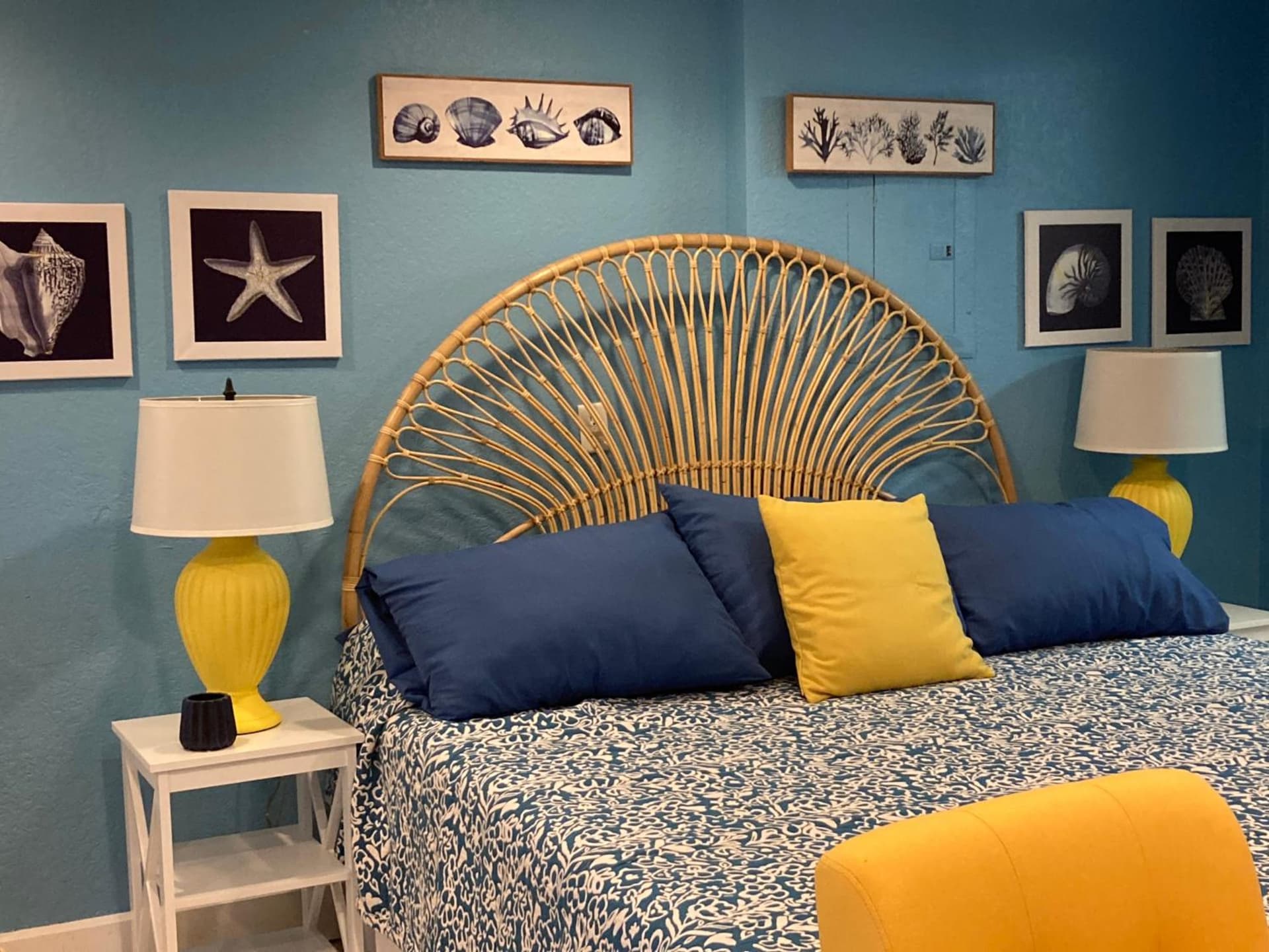 3Gulls Inn Ozona-Boutique Hotel-Steps from Restaurants & Brewery-SwimSpa Pool-Pet Friendly gallery photo in Palm Harbor, FL — image 70
