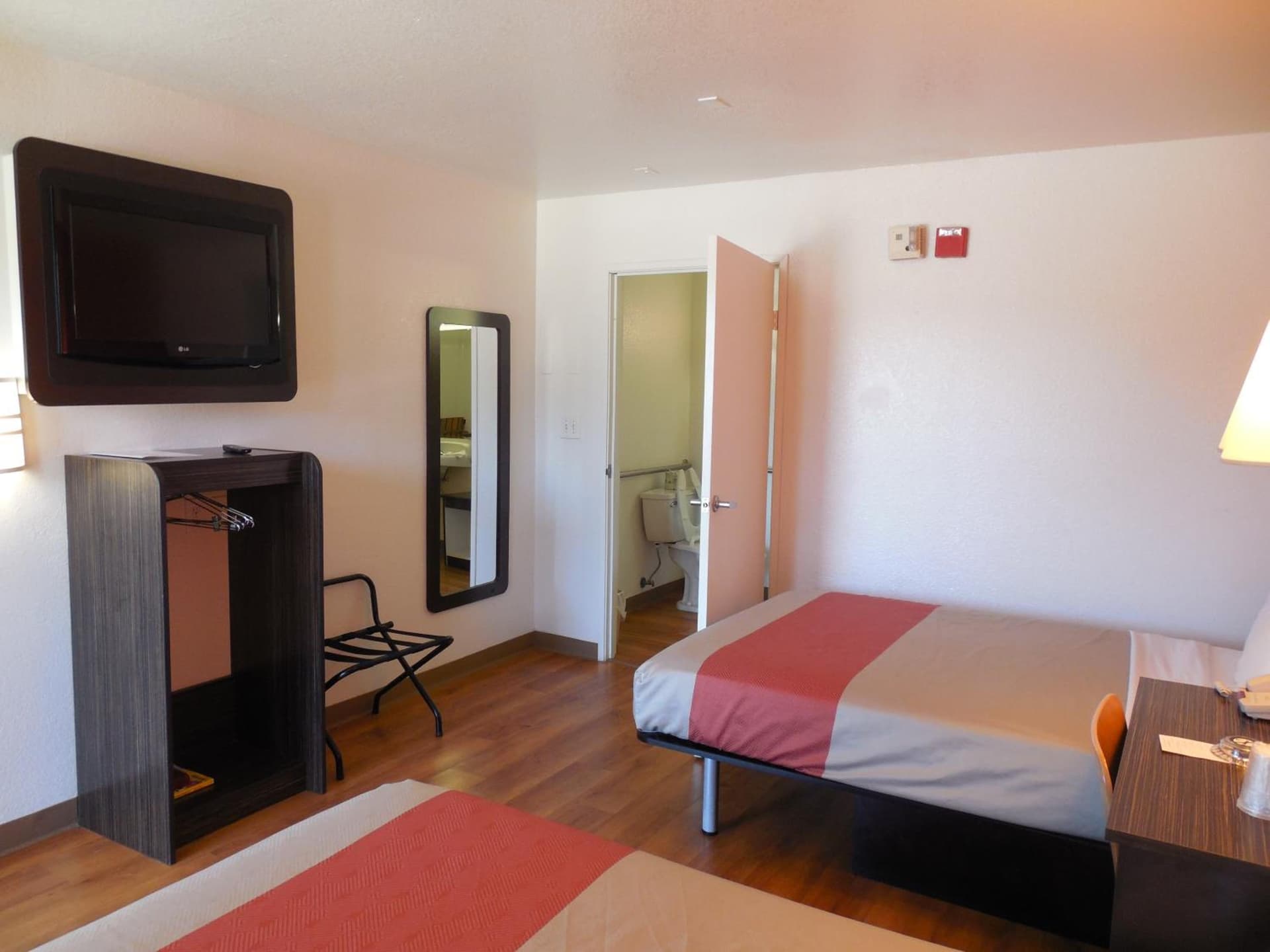 Motel 6-Chula Vista, CA - San Diego gallery photo in Chula Vista, CA — image 18