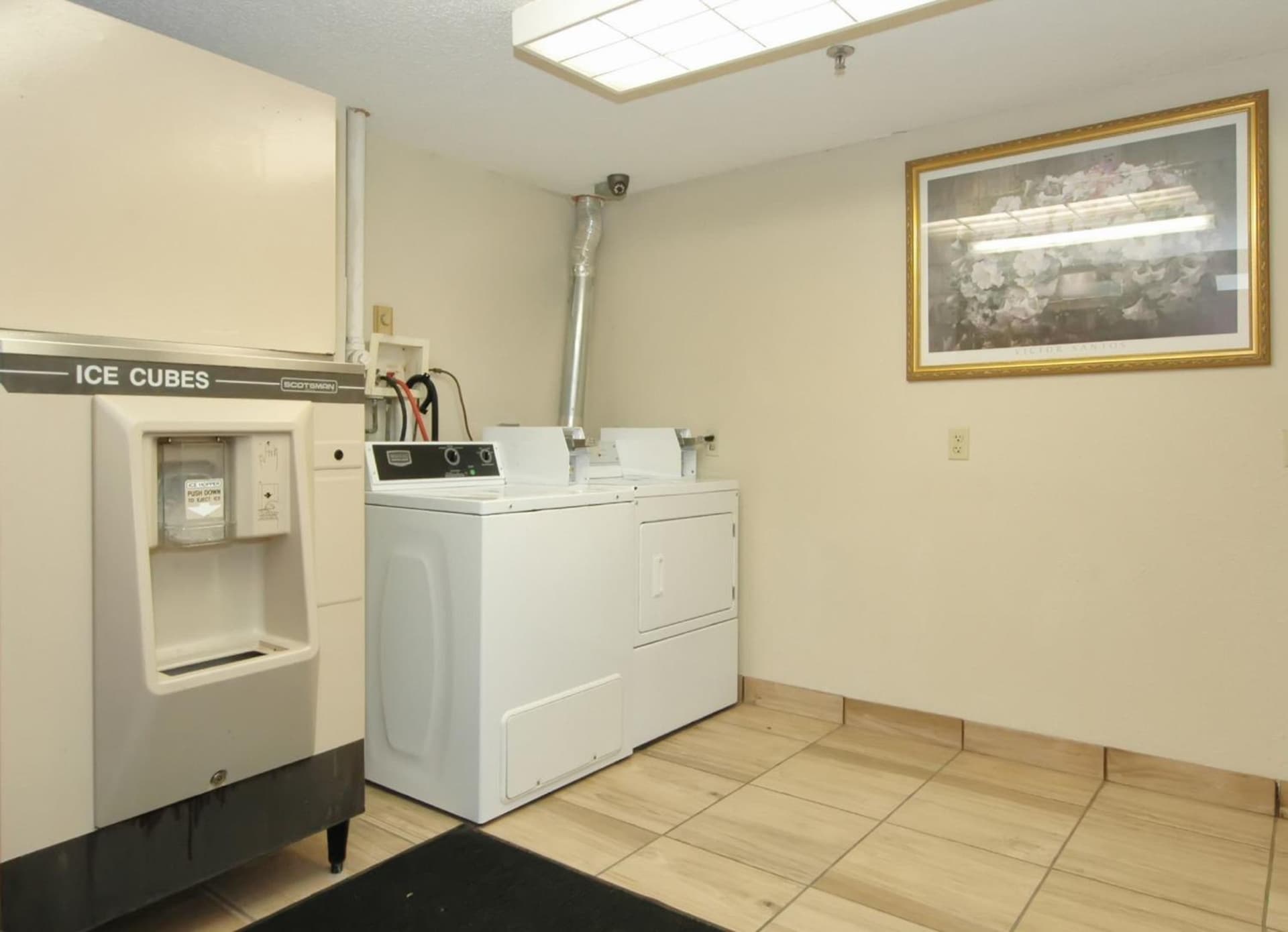 Red Roof Inn PLUS Chicago - Hoffman Estates gallery photo in Hoffman Estates, IL — image 6