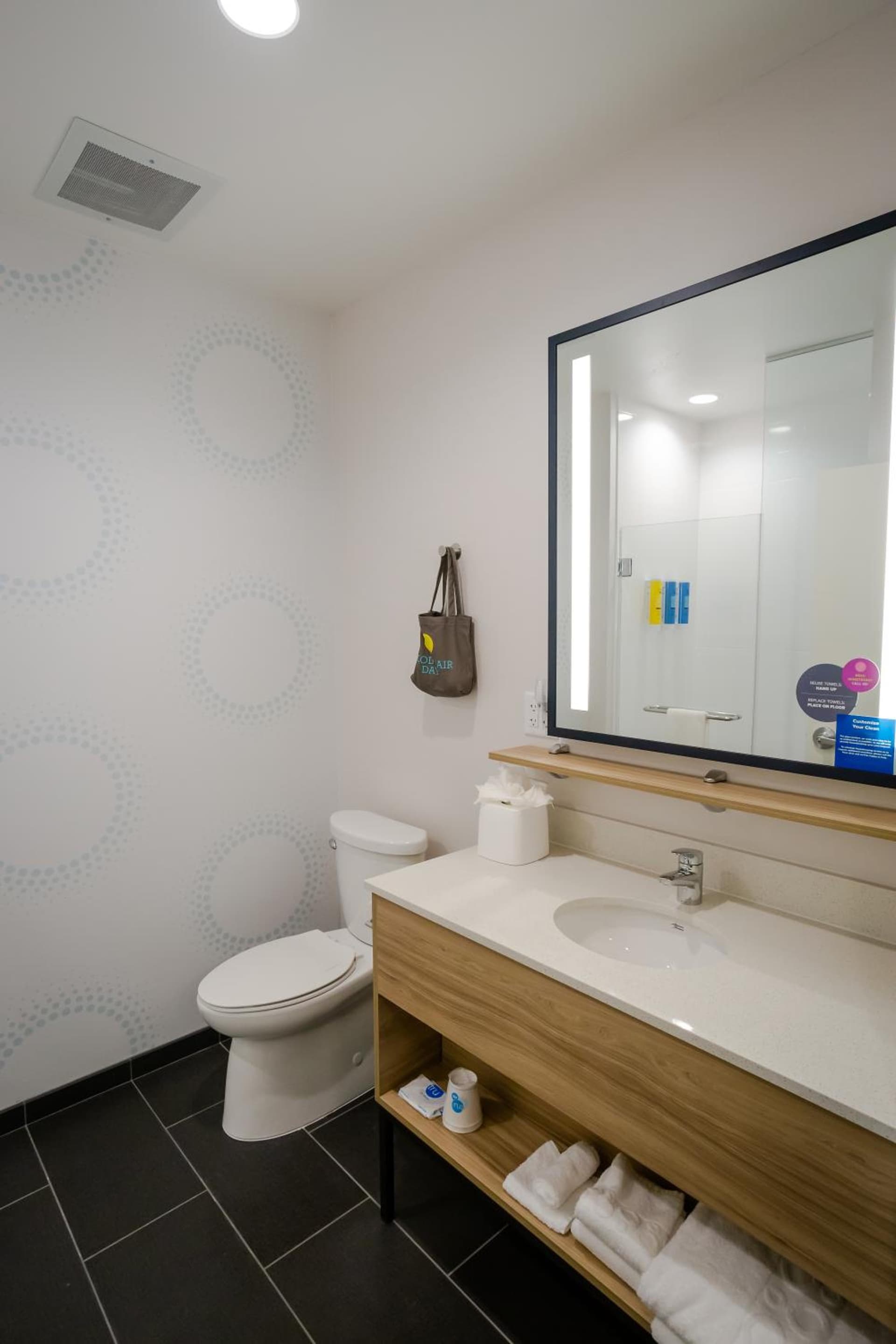 Tru by Hilton Pflugerville, TX gallery photo in Pflugerville, TX — image 9