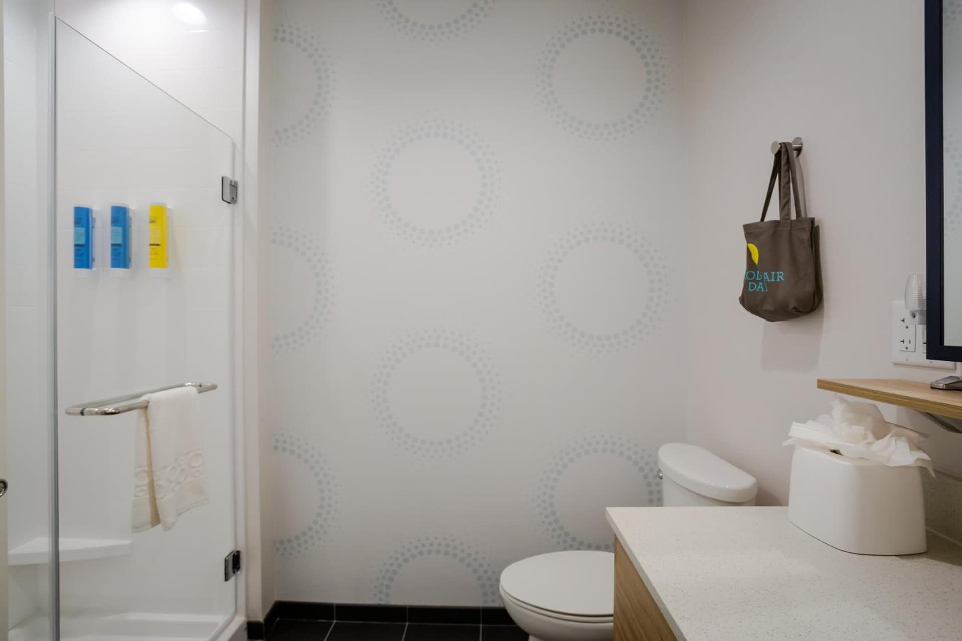 Tru by Hilton Pflugerville, TX interior in Pflugerville, TX — gallery photo 2