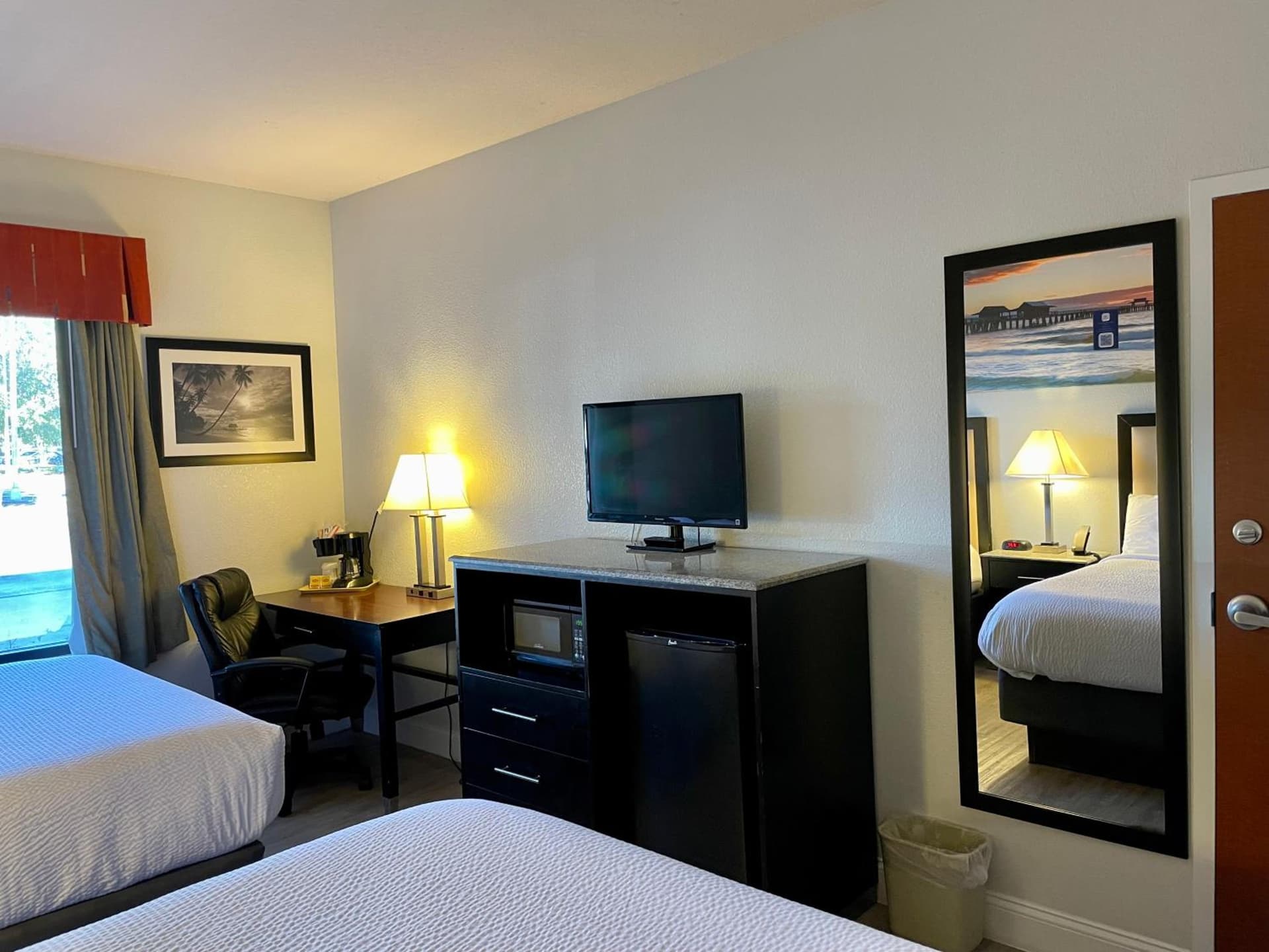 Days Inn & Suites by Wyndham Lakeland gallery photo in Lakeland, FL — image 130