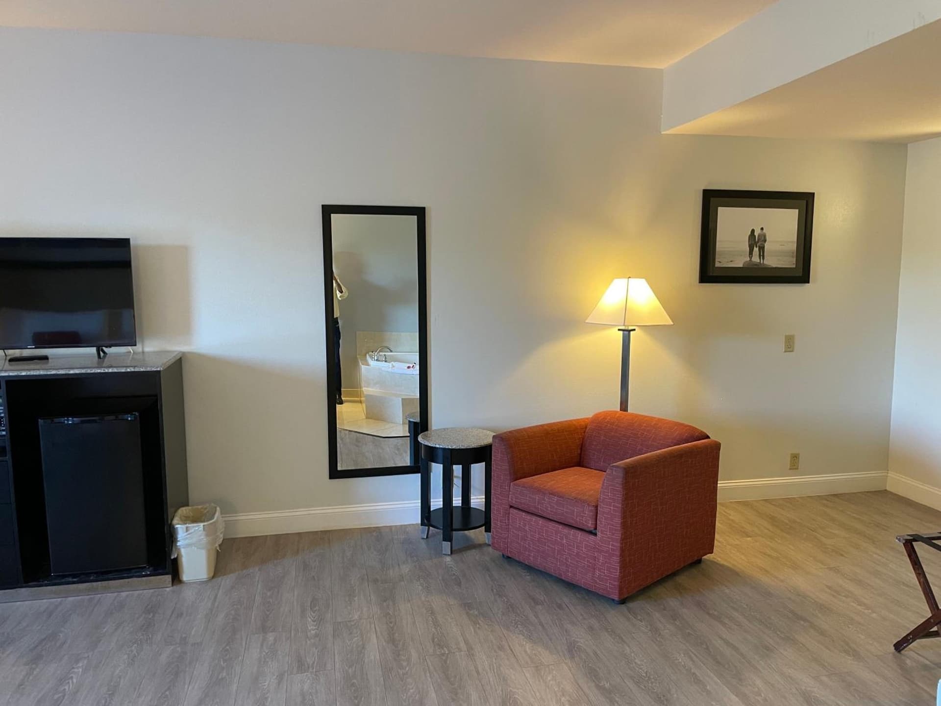Days Inn & Suites by Wyndham Lakeland gallery photo in Lakeland, FL — image 36