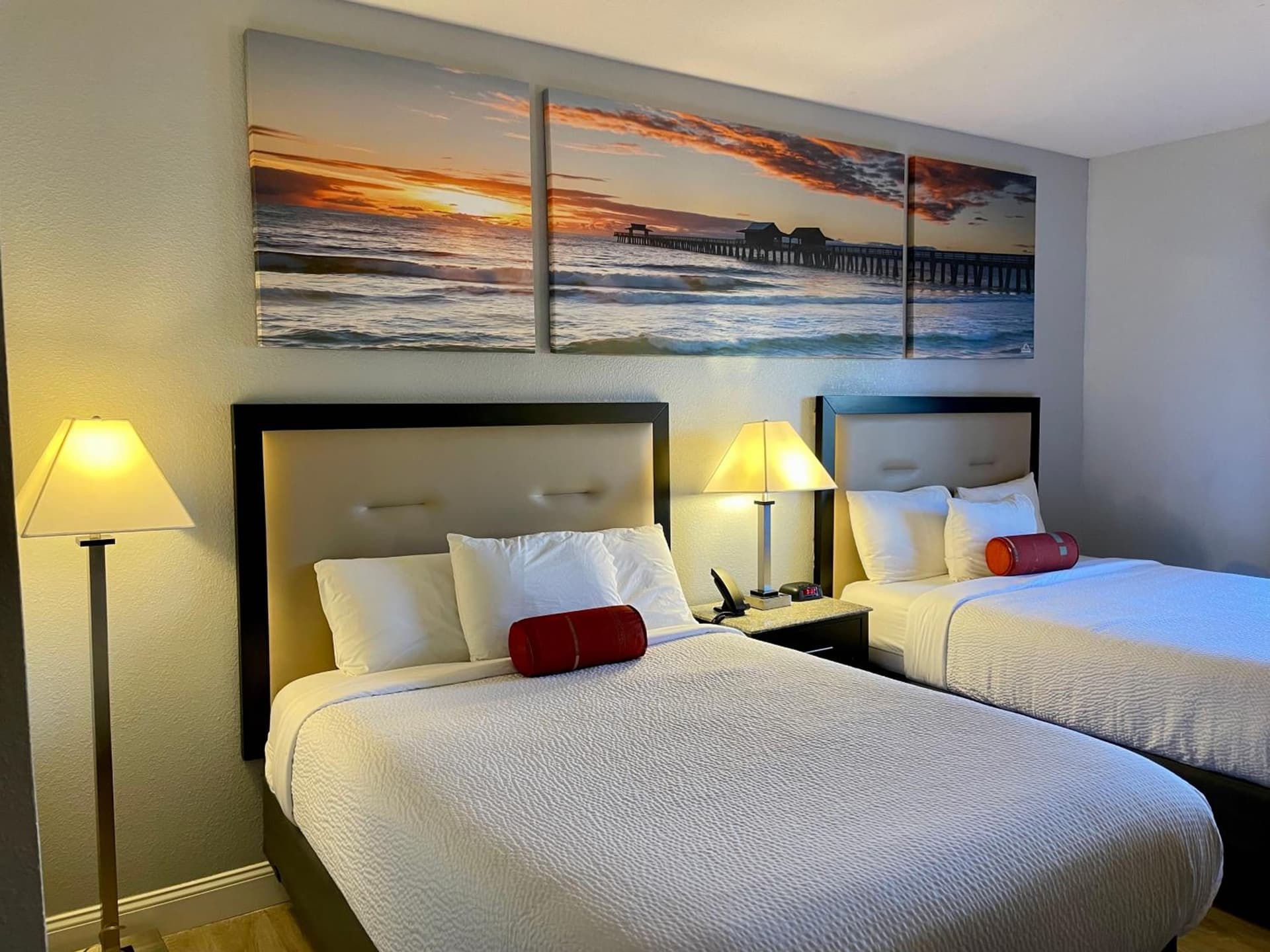 Days Inn & Suites by Wyndham Lakeland gallery photo in Lakeland, FL — image 8