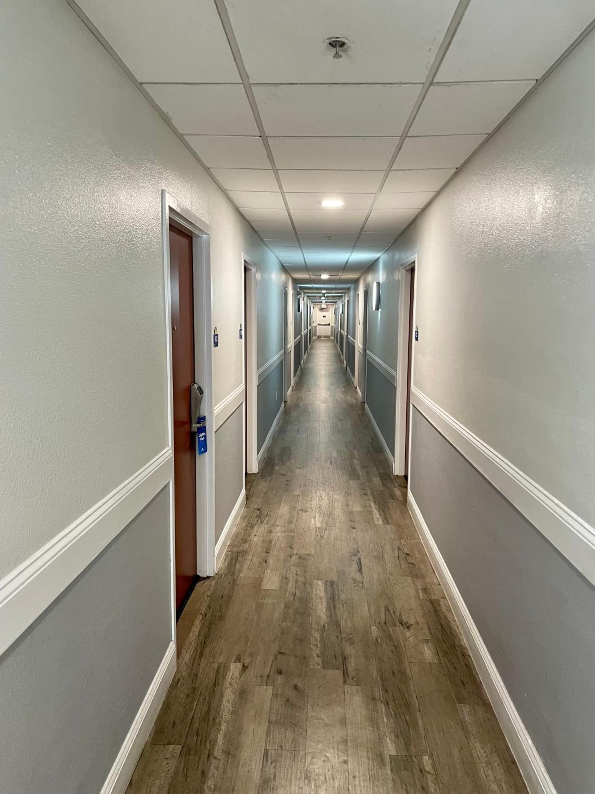 Days Inn & Suites by Wyndham Lakeland gallery photo in Lakeland, FL — image 69