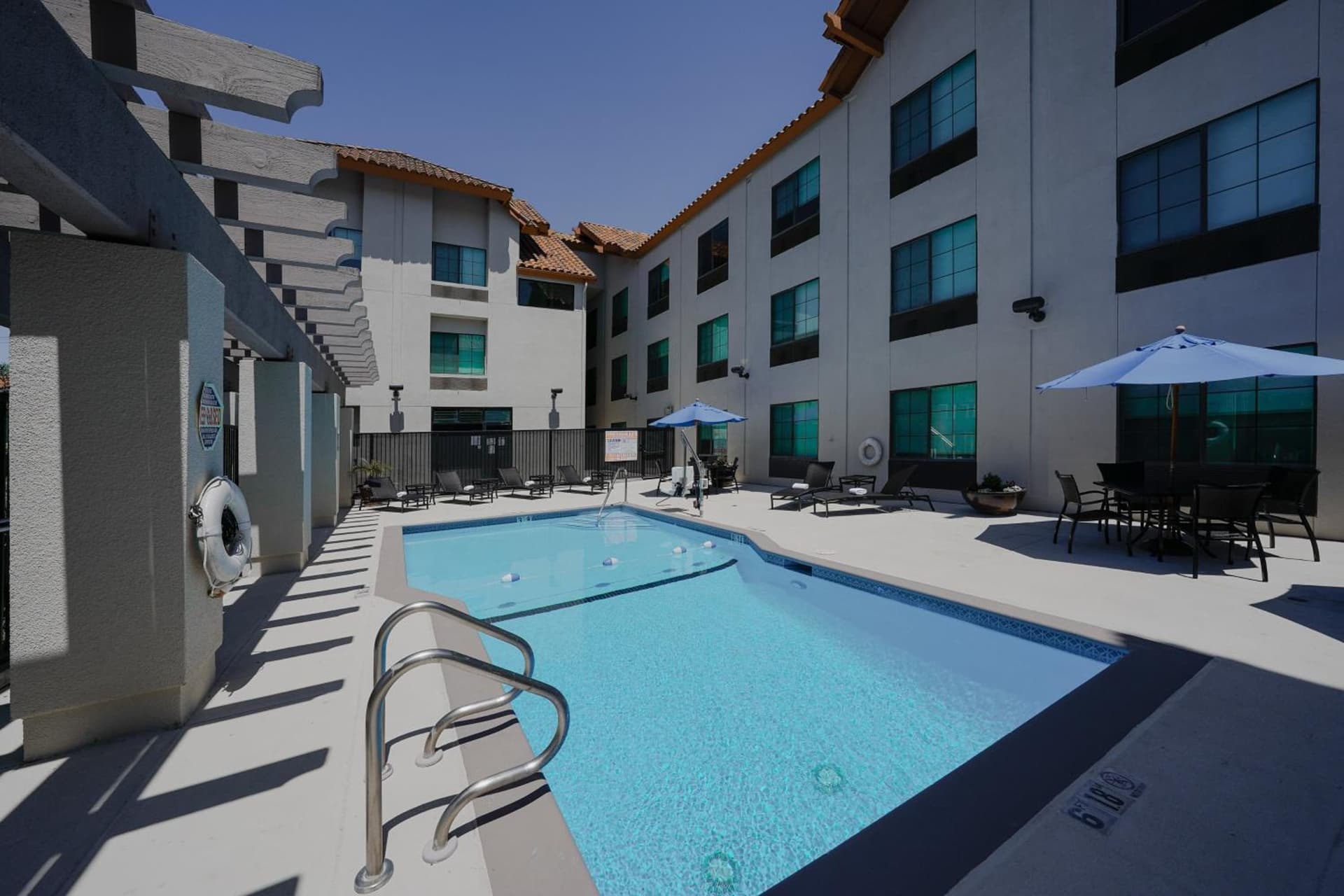 Holiday Inn Express & Suites Santa Clara - Silicon Valley by IHG gallery photo in Santa Clara, CA — image 54