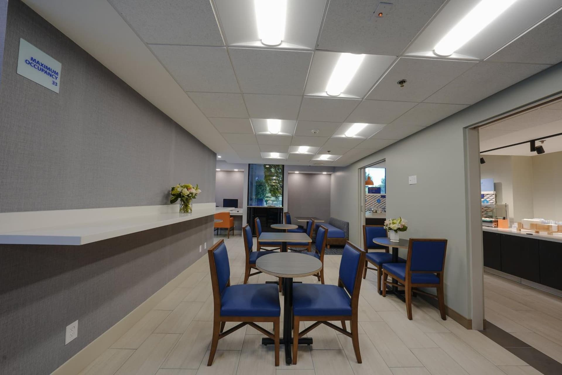 Holiday Inn Express & Suites Santa Clara - Silicon Valley by IHG gallery photo in Santa Clara, CA — image 57