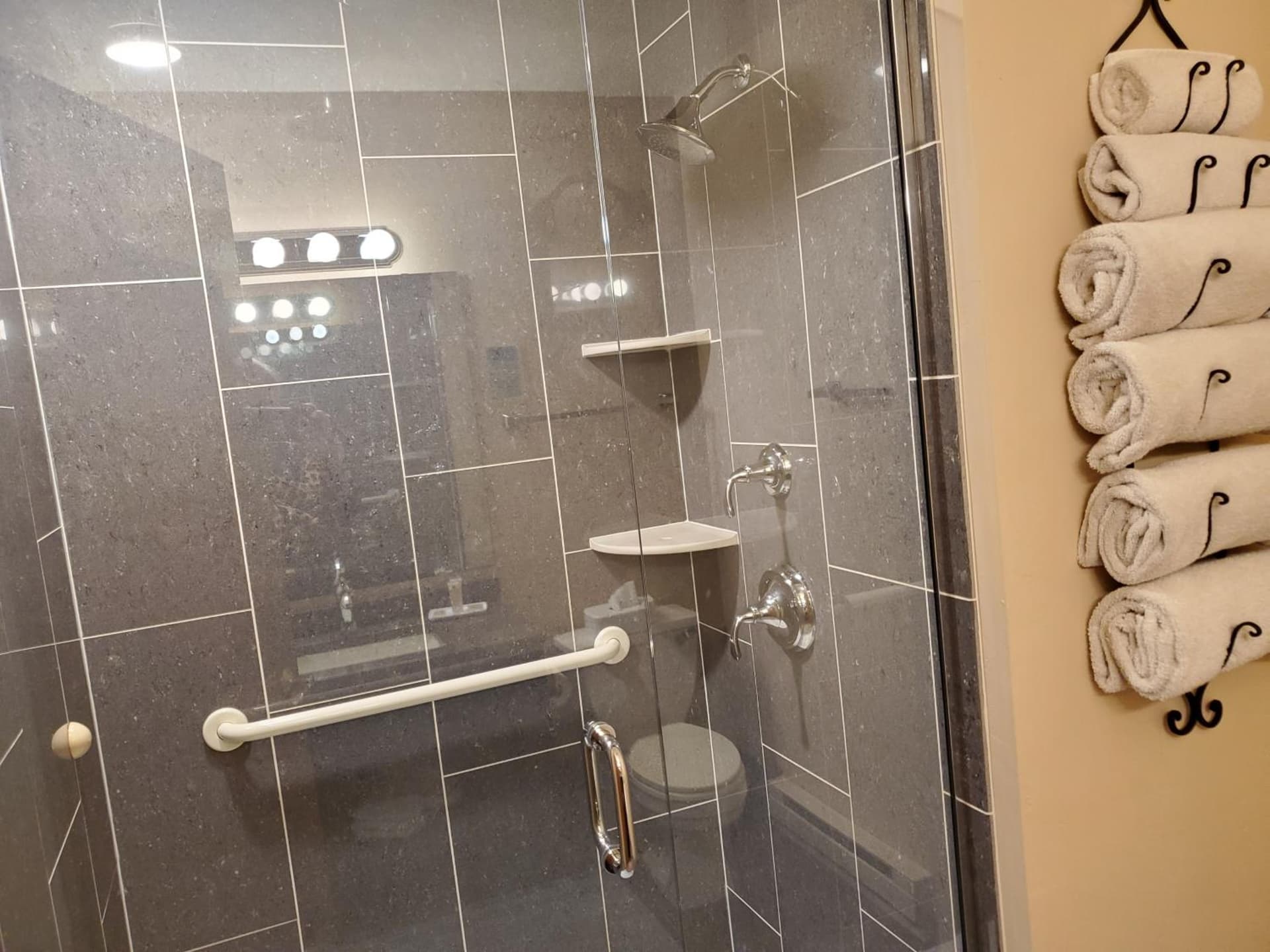 Homestead Suites - Fish Creek property views in Fish Creek — gallery photo 3
