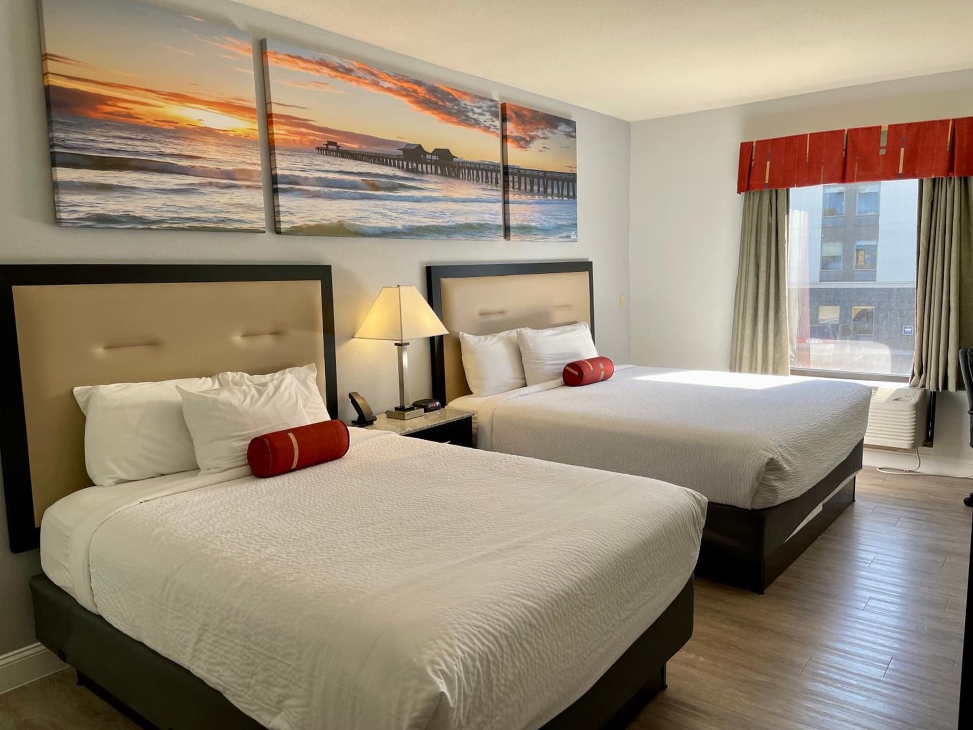 Days Inn & Suites by Wyndham Lakeland gallery photo in Lakeland, FL — image 21
