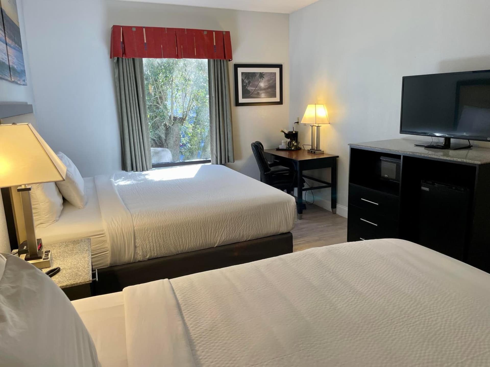 Days Inn & Suites by Wyndham Lakeland gallery photo in Lakeland, FL — image 40