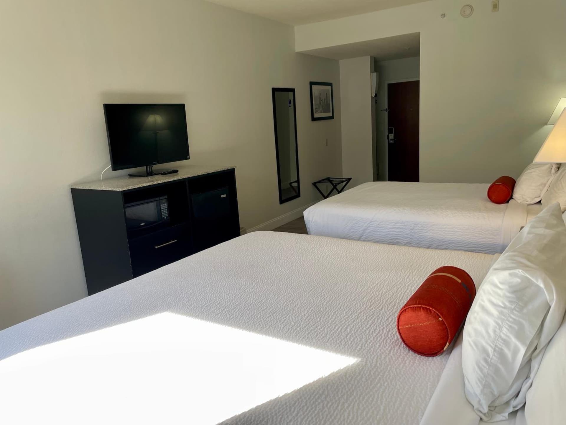 Days Inn & Suites by Wyndham Lakeland gallery photo in Lakeland, FL — image 25