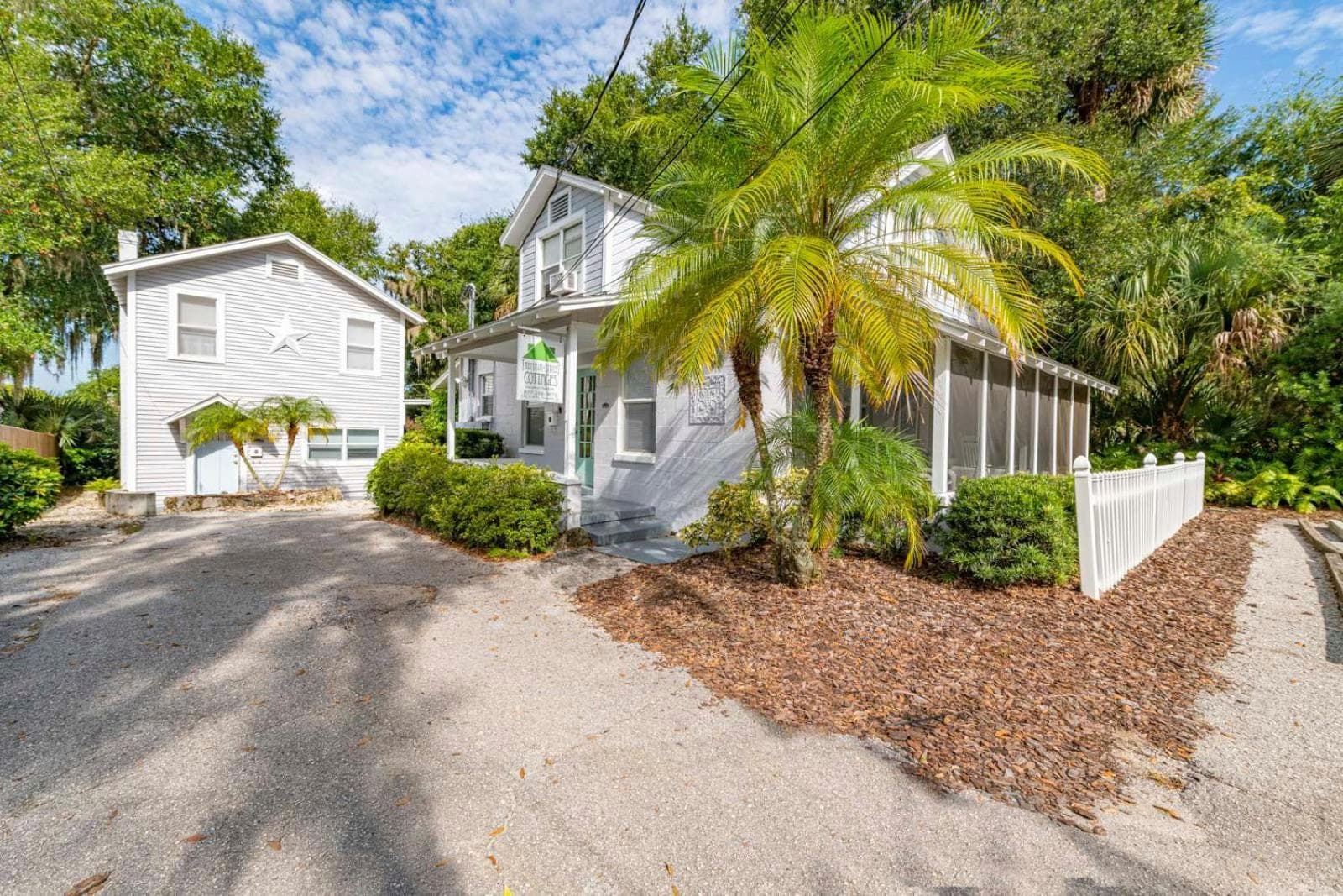 Historic Tremain Cottages gallery photo in Mount Dora, FL — image 4