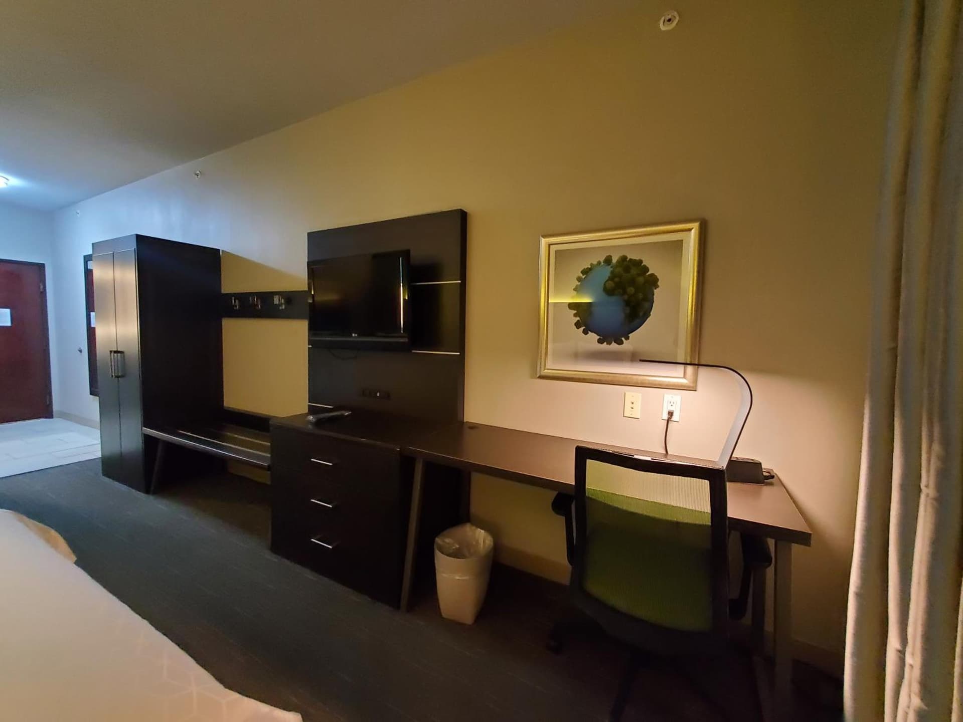 Holiday Inn Express Pearland by IHG gallery photo in Pearland, TX — image 24
