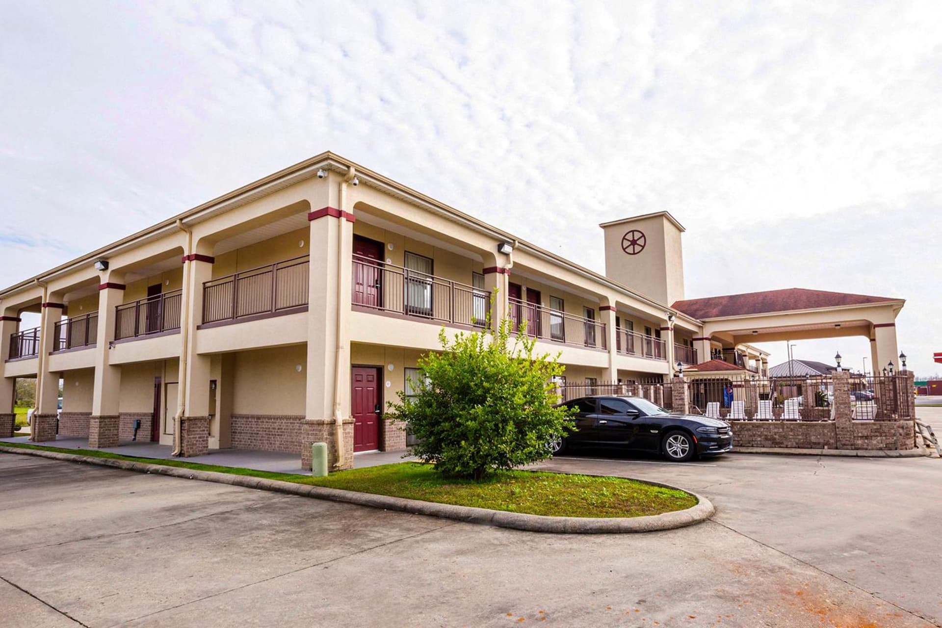 OYO Hotel LSU property views in Port Allen, LA — gallery photo 3