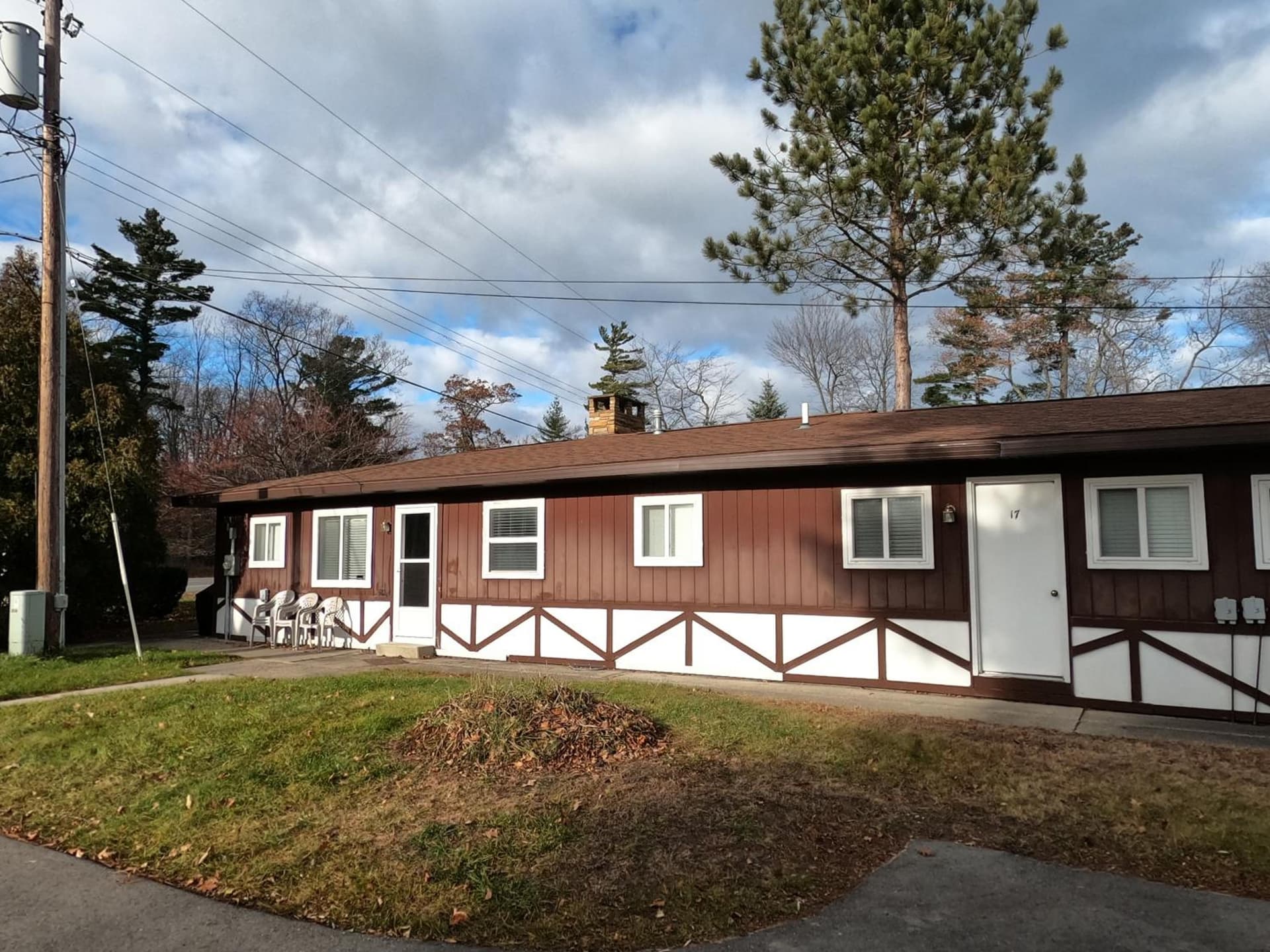 Sunrise Beach Oscoda @ Surfside featured exterior or lobby in Oscoda, MI — similar hotel