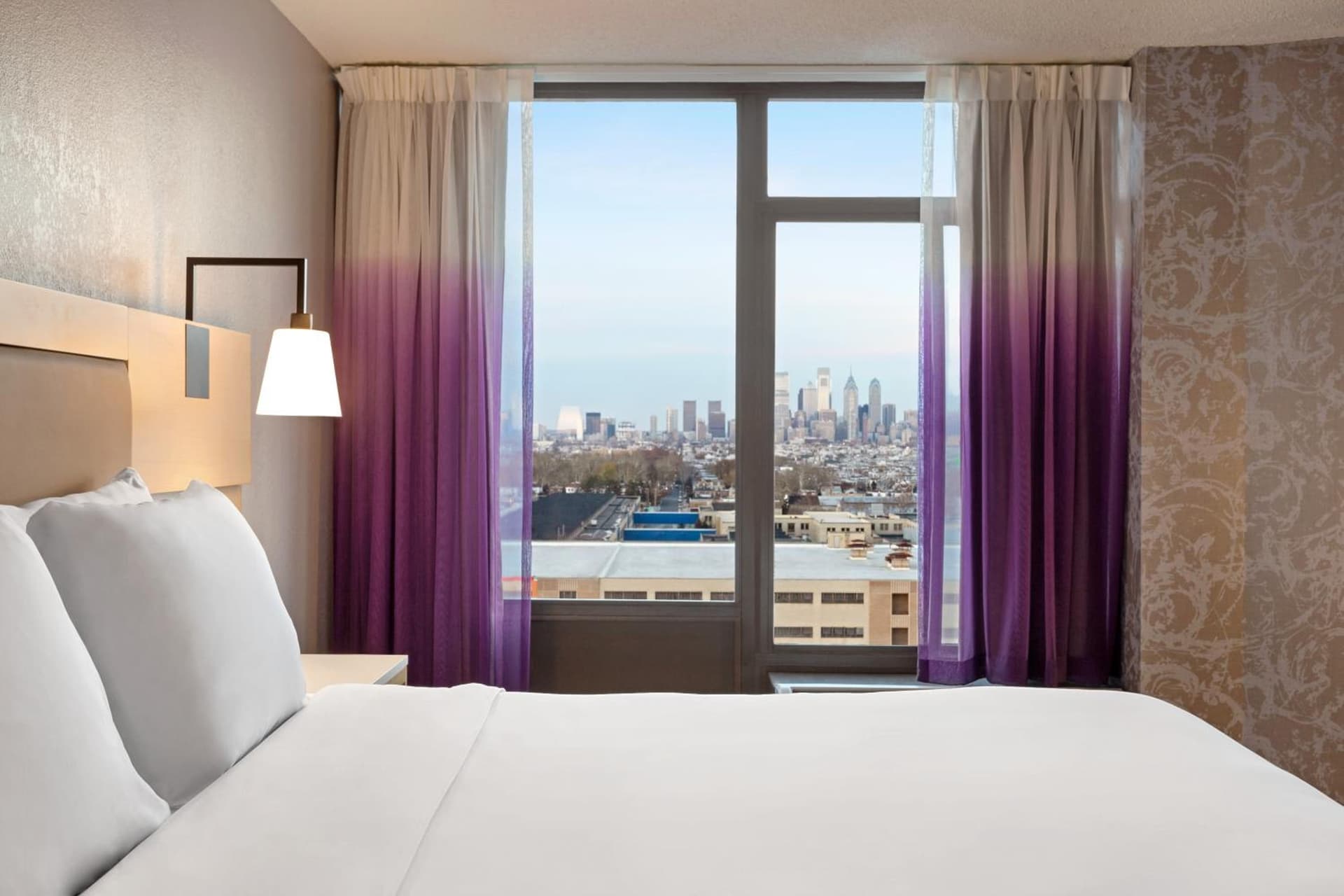 Holiday Inn Philadelphia Arpt-Stadium Area by IHG gallery photo in Philadelphia, PA — image 65