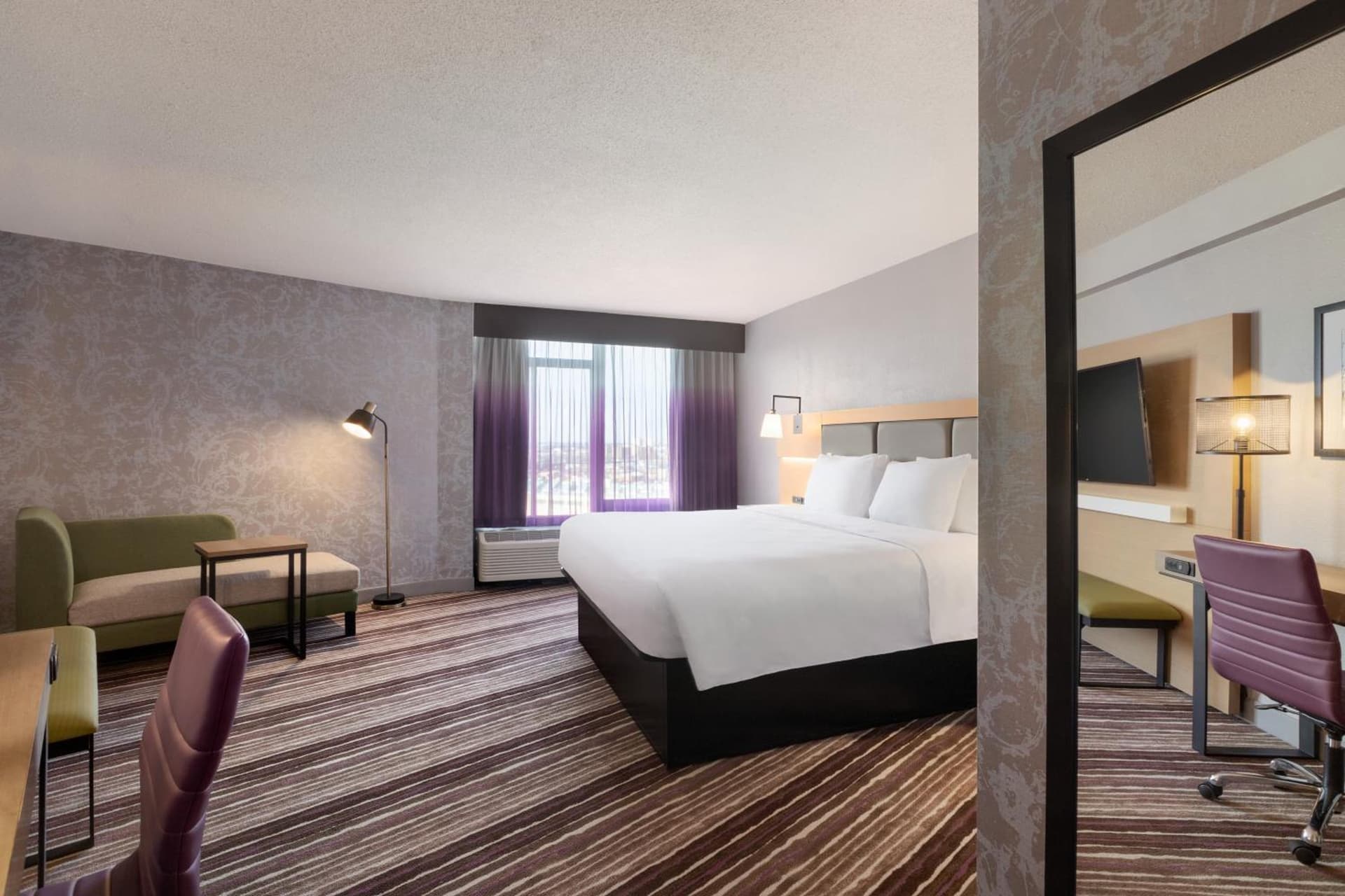 Holiday Inn Philadelphia Arpt-Stadium Area by IHG gallery photo in Philadelphia, PA — image 20