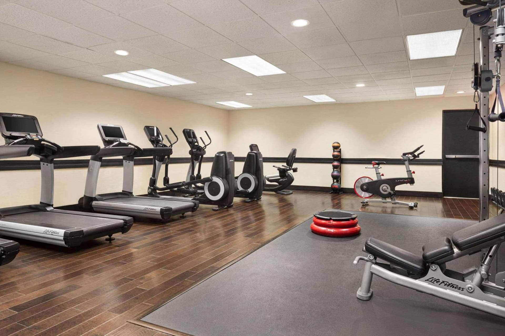 Wyndham Fort Smith City Center gallery photo in Fort Smith, AR — image 33