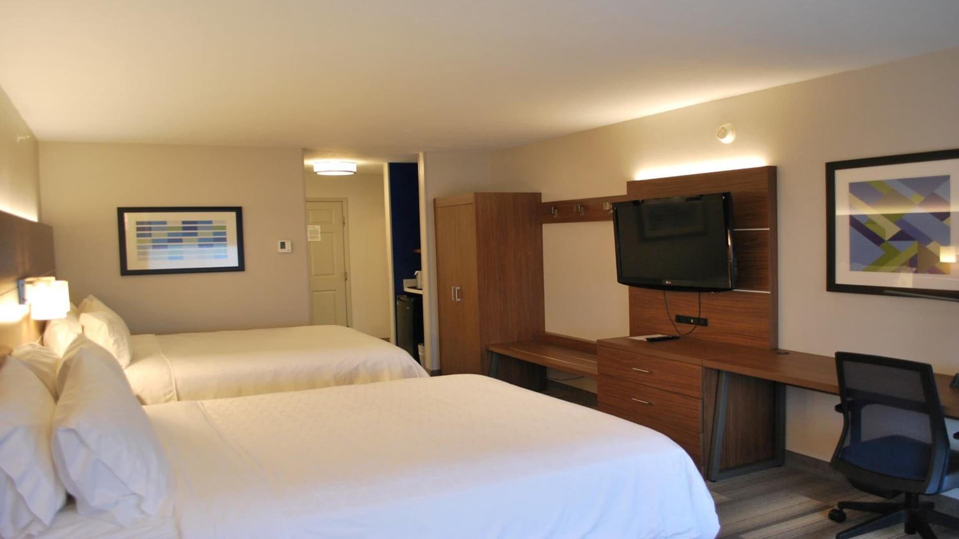 Holiday Inn Express & Suites Indianapolis North - Carmel by IHG gallery photo in Carmel, IN — image 20