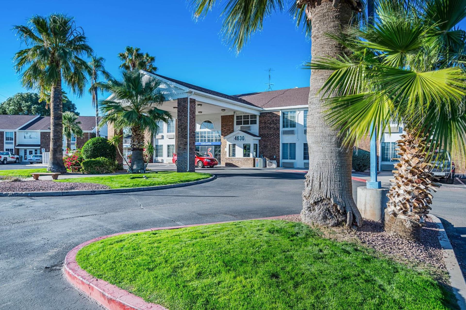 Motel 6 Tucson, AZ - North featured exterior or lobby in Tucson, AZ — similar hotel