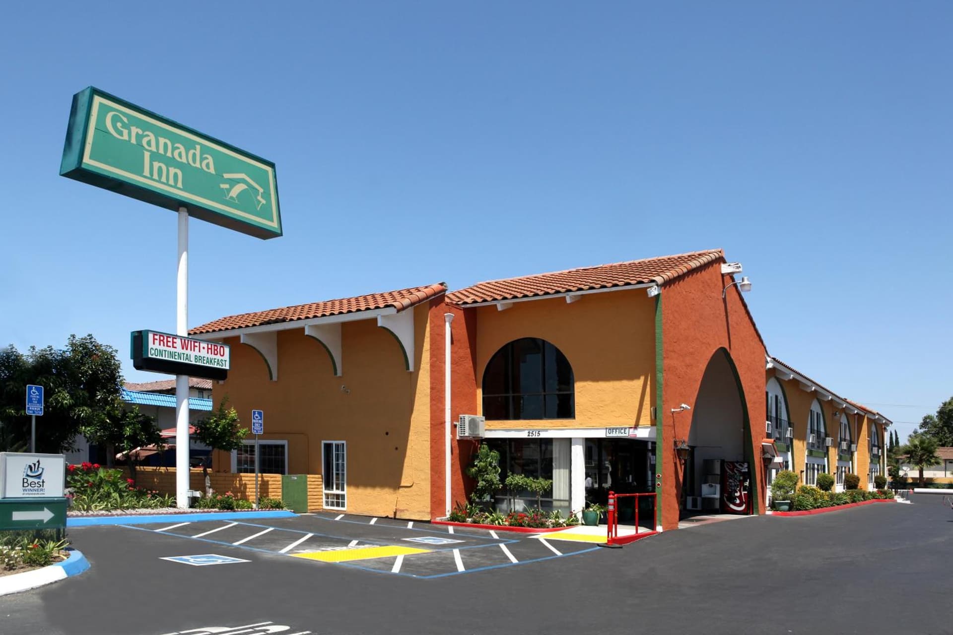 Granada Hotel Santa Clara property views in Santa Clara, CA — gallery photo 3