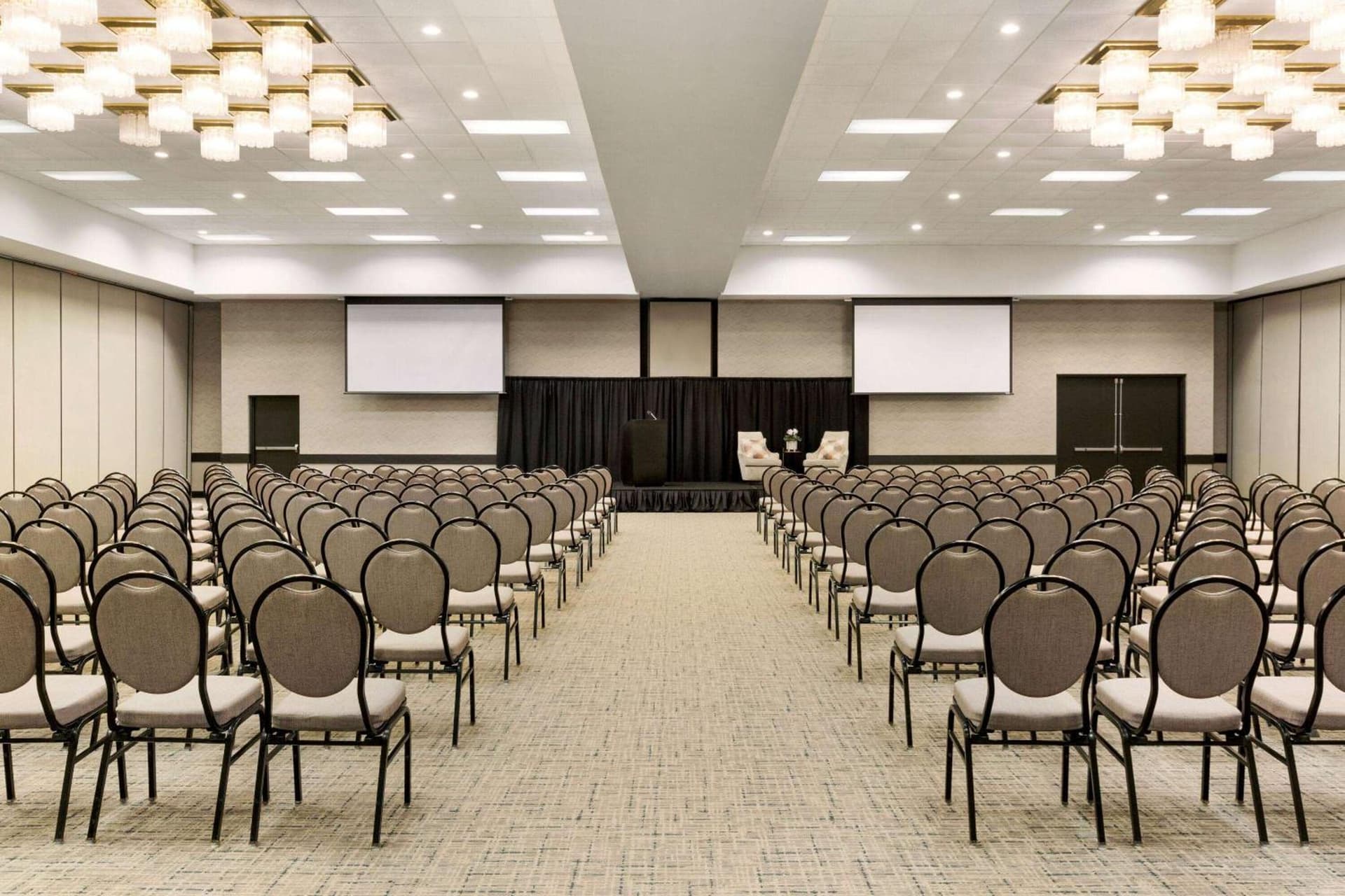 Wyndham Fort Smith City Center gallery photo in Fort Smith, AR — image 31