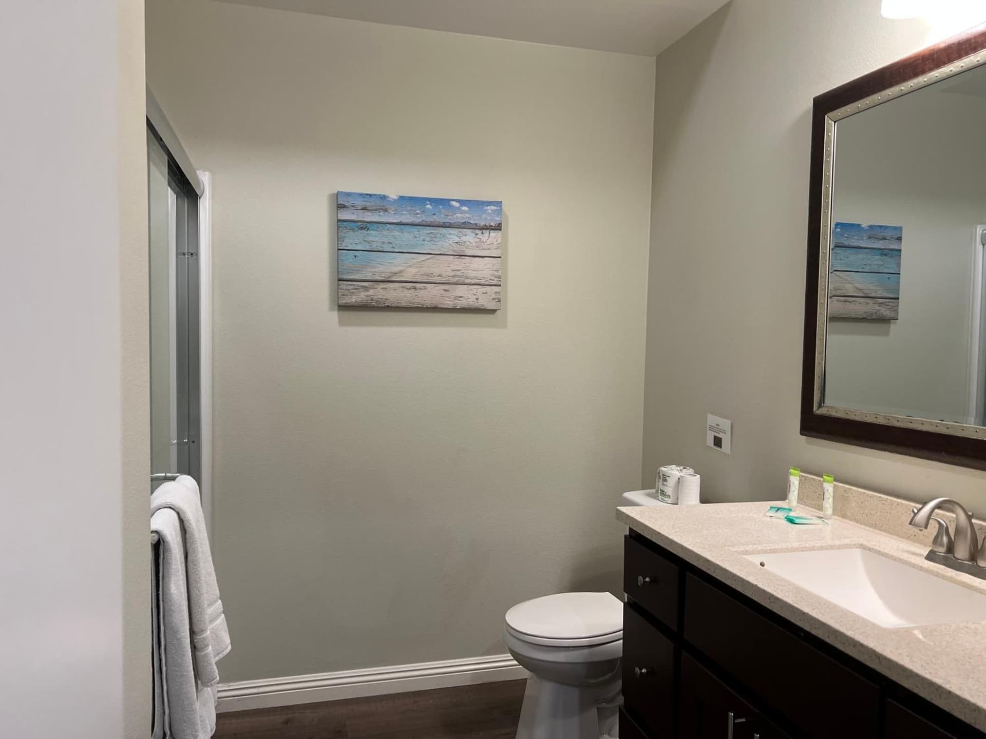 ASPIRE INN & SUITES Orange gallery photo in Orange, CA — image 9