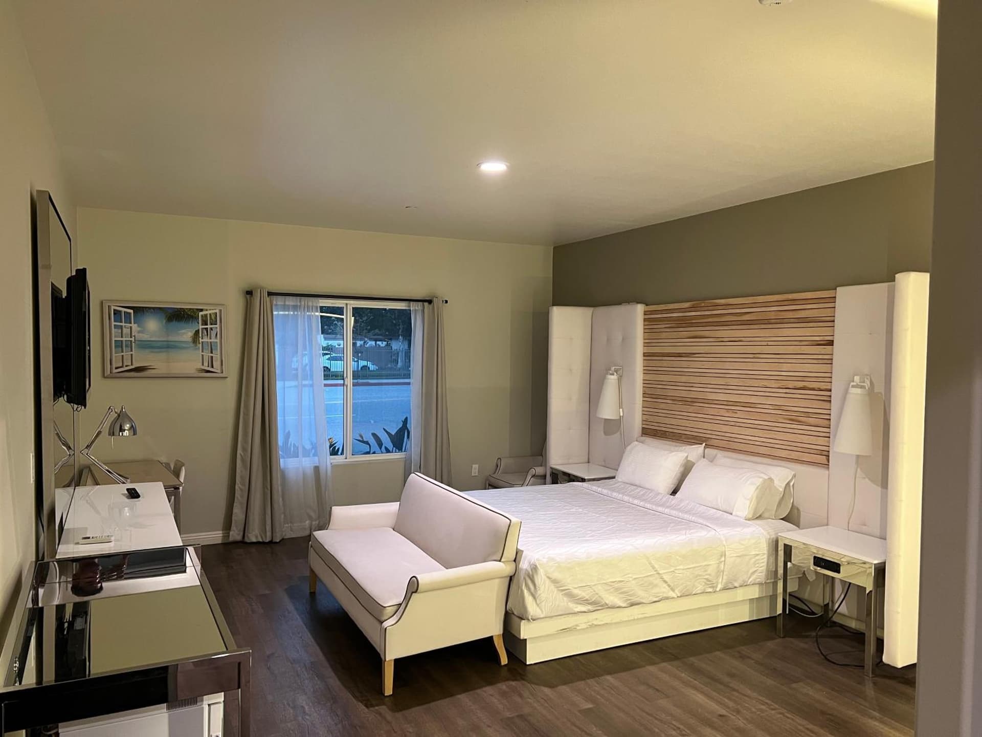 ASPIRE INN & SUITES Orange gallery photo in Orange, CA — image 14