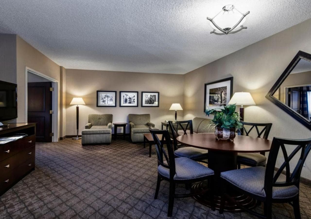 Holiday Inn Springdale-Fayetteville Area by IHG property views in Springdale, AR — gallery photo 3