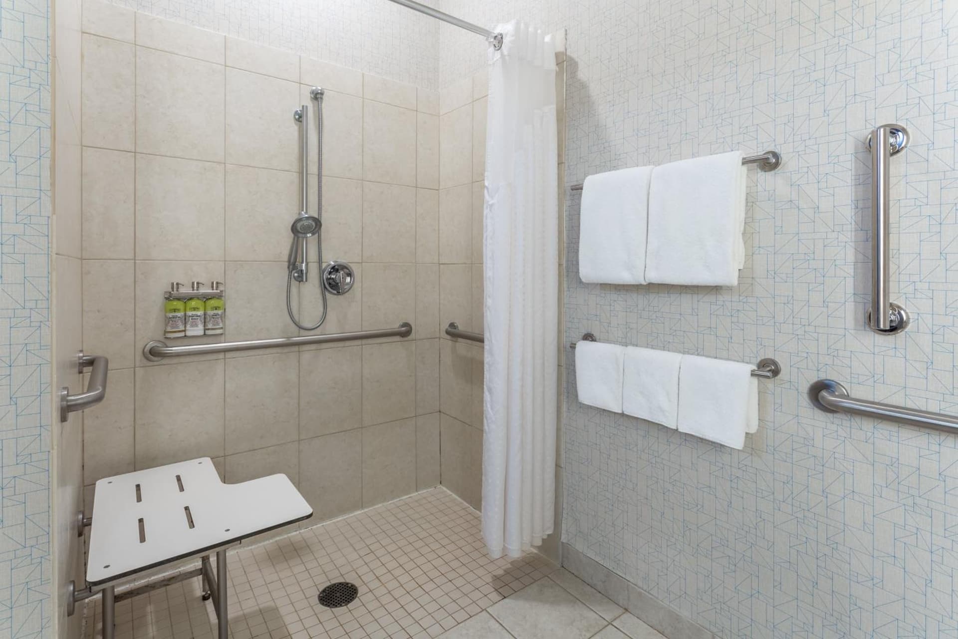 Holiday Inn Express Rockford-Loves Park by IHG gallery photo in Loves Park, IL — image 55