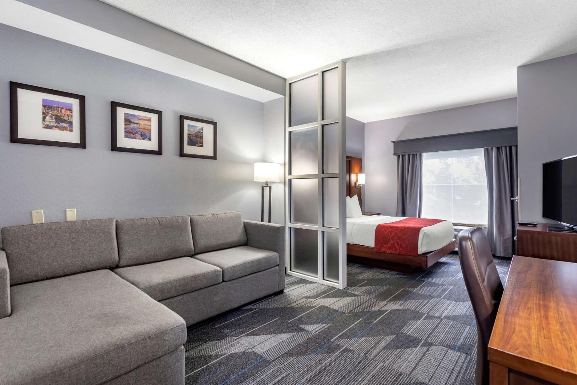 Comfort Suites Olive Branch - Memphis South interior in Olive Branch, MS — gallery photo 2