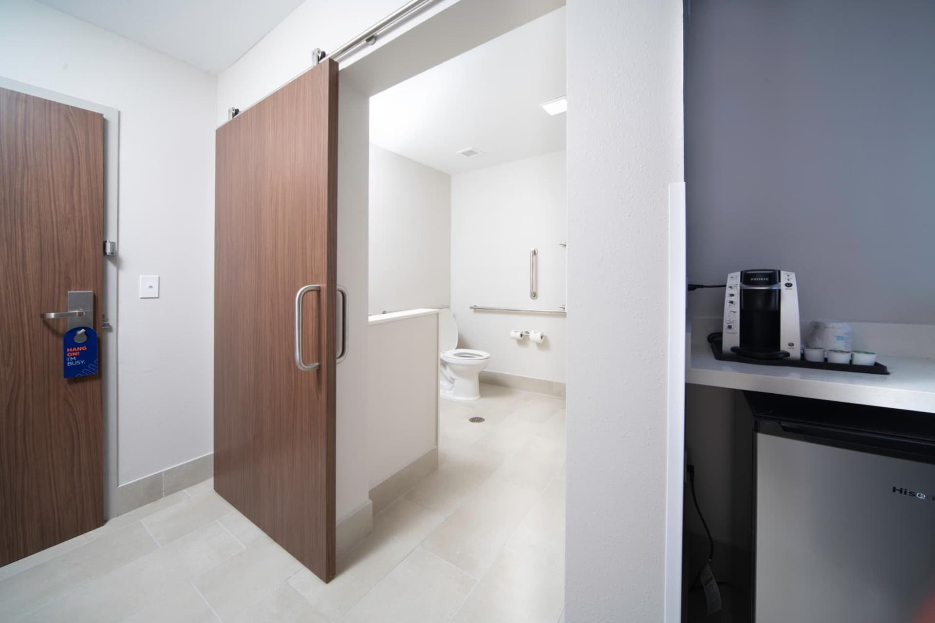 Holiday Inn Express & Suites - Fort Myers Airport by IHG gallery photo in Fort Myers, FL — image 33