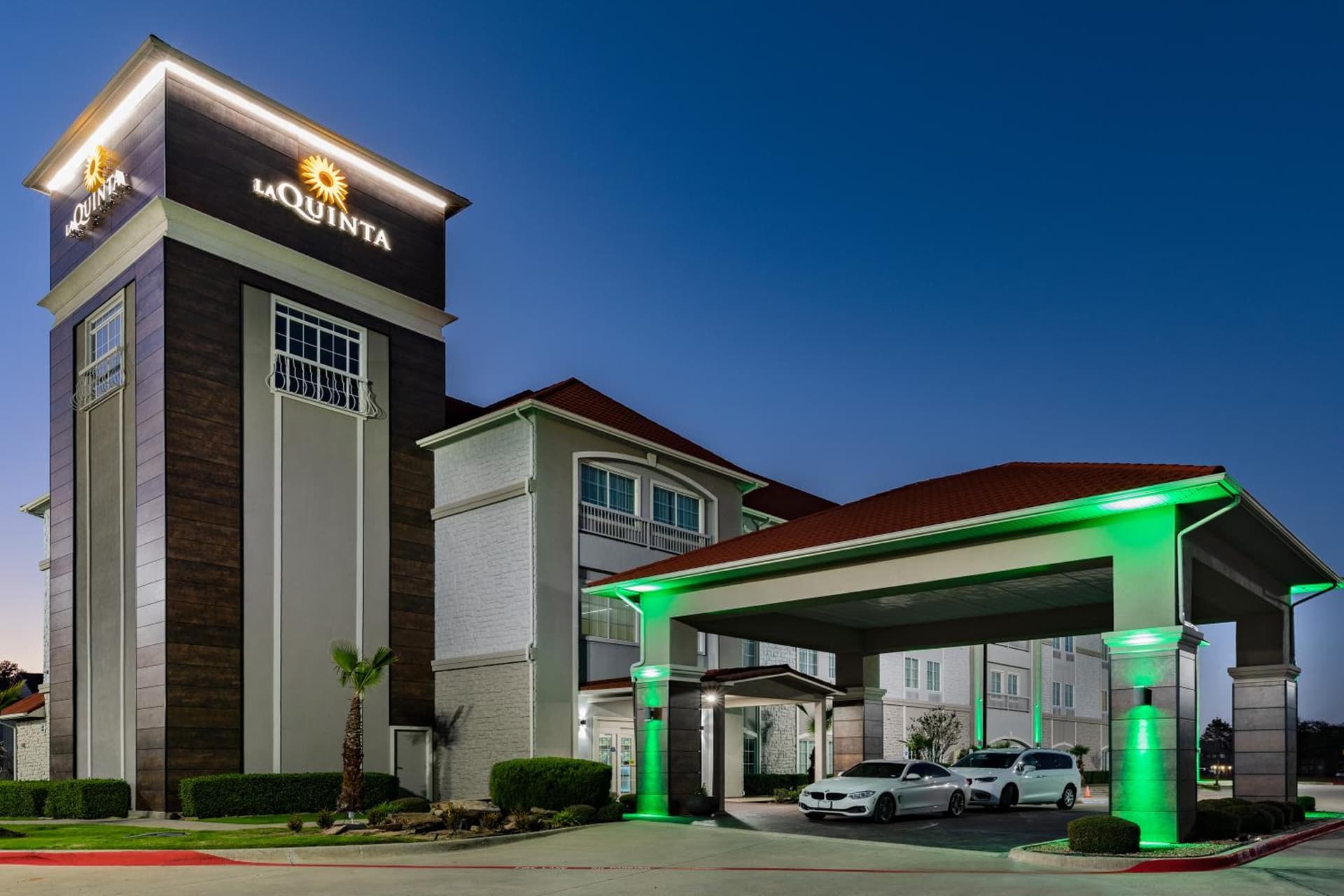 La Quinta by Wyndham Garland Harbor Point gallery photo in Garland, TX — image 59