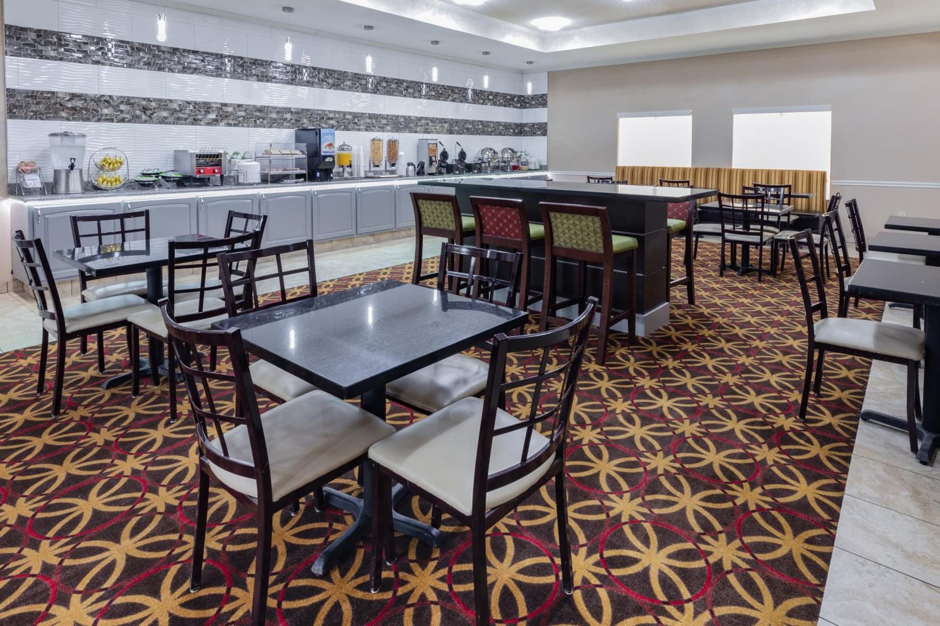La Quinta by Wyndham Garland Harbor Point gallery photo in Garland, TX — image 28