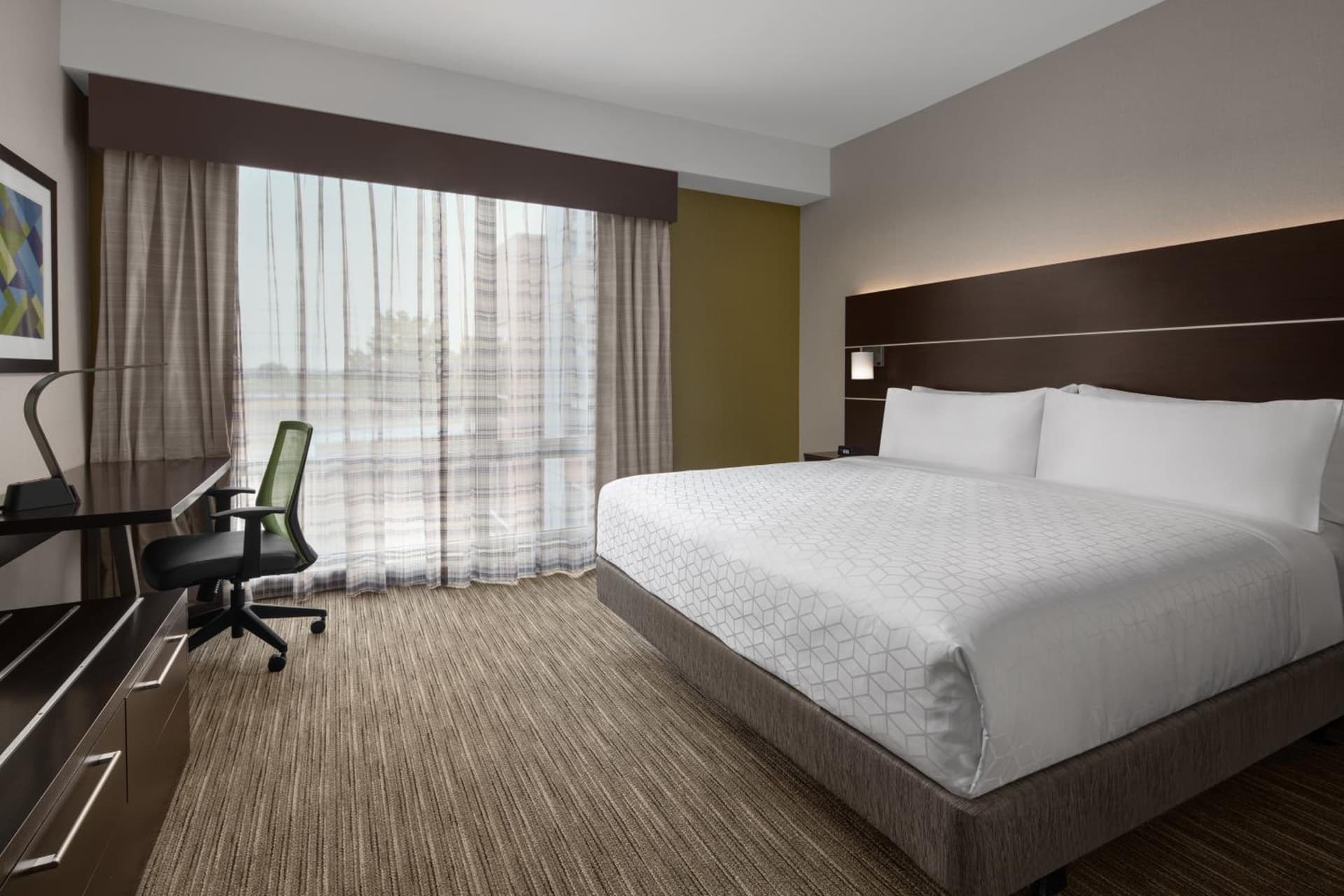 Holiday Inn Express & Suites Woodside LaGuardia Airport gallery photo in Queens, NY — image 17