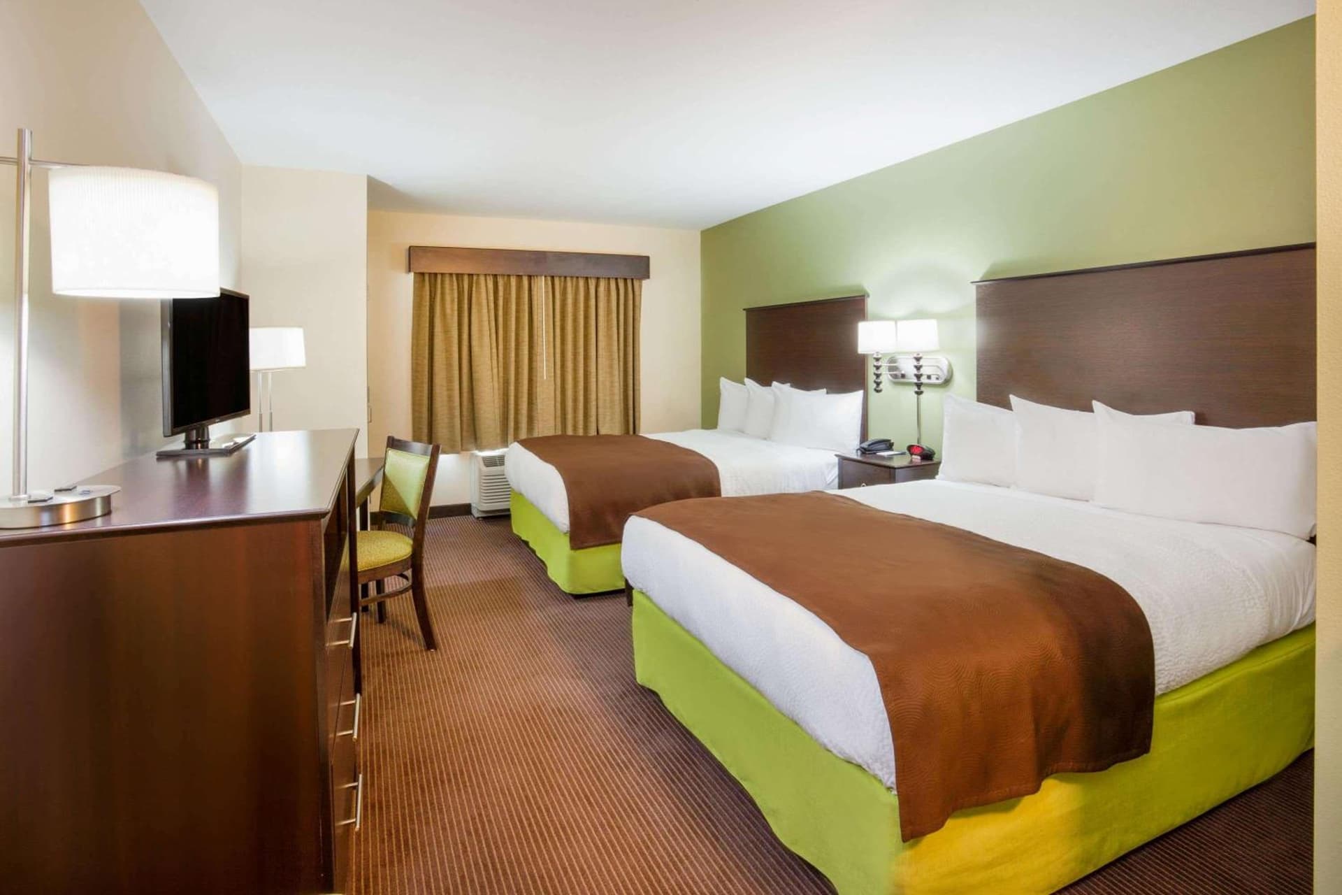 AmericInn by Wyndham Hartford SD gallery photo in Hartford, SD — image 42