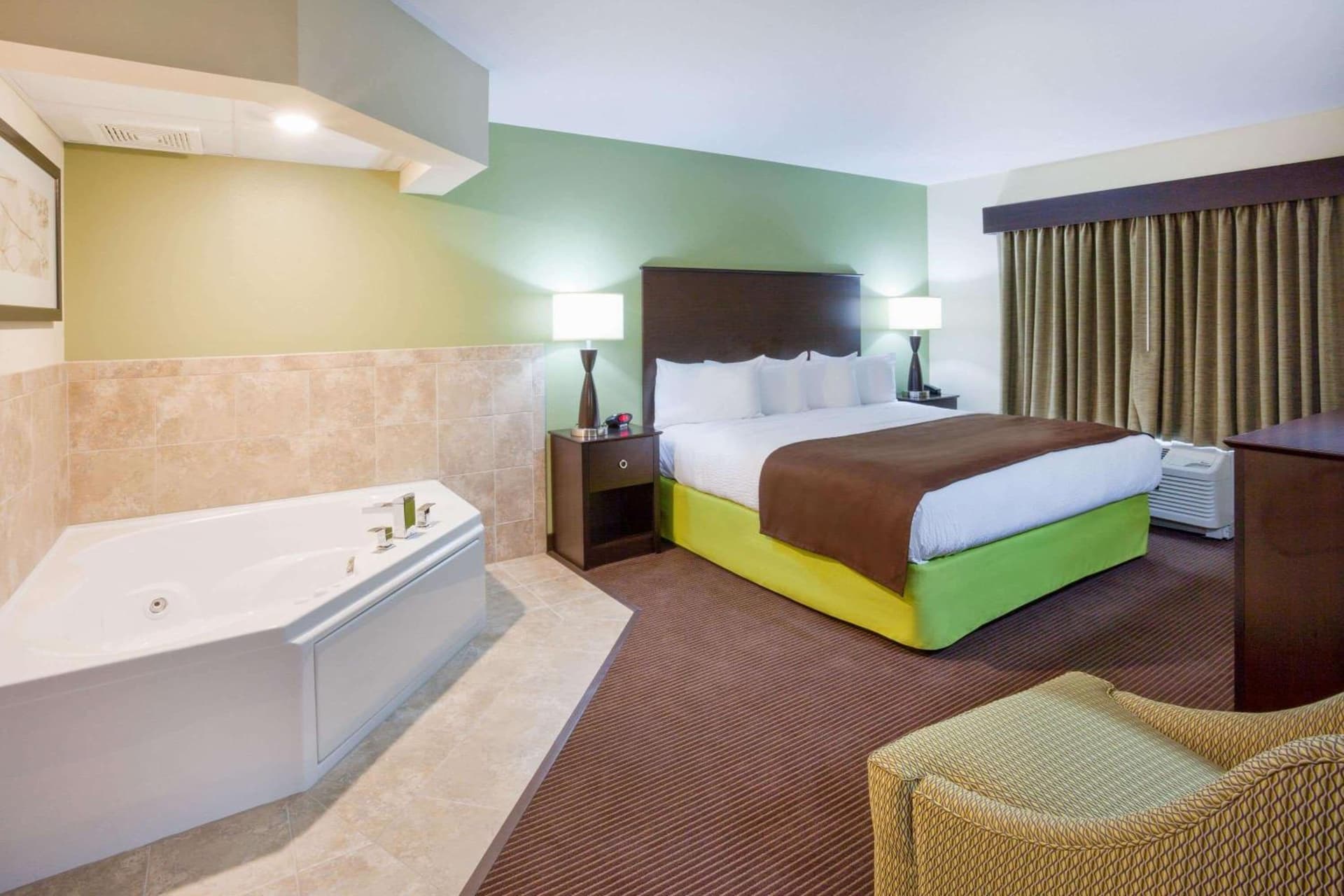 AmericInn by Wyndham Hartford SD gallery photo in Hartford, SD — image 11